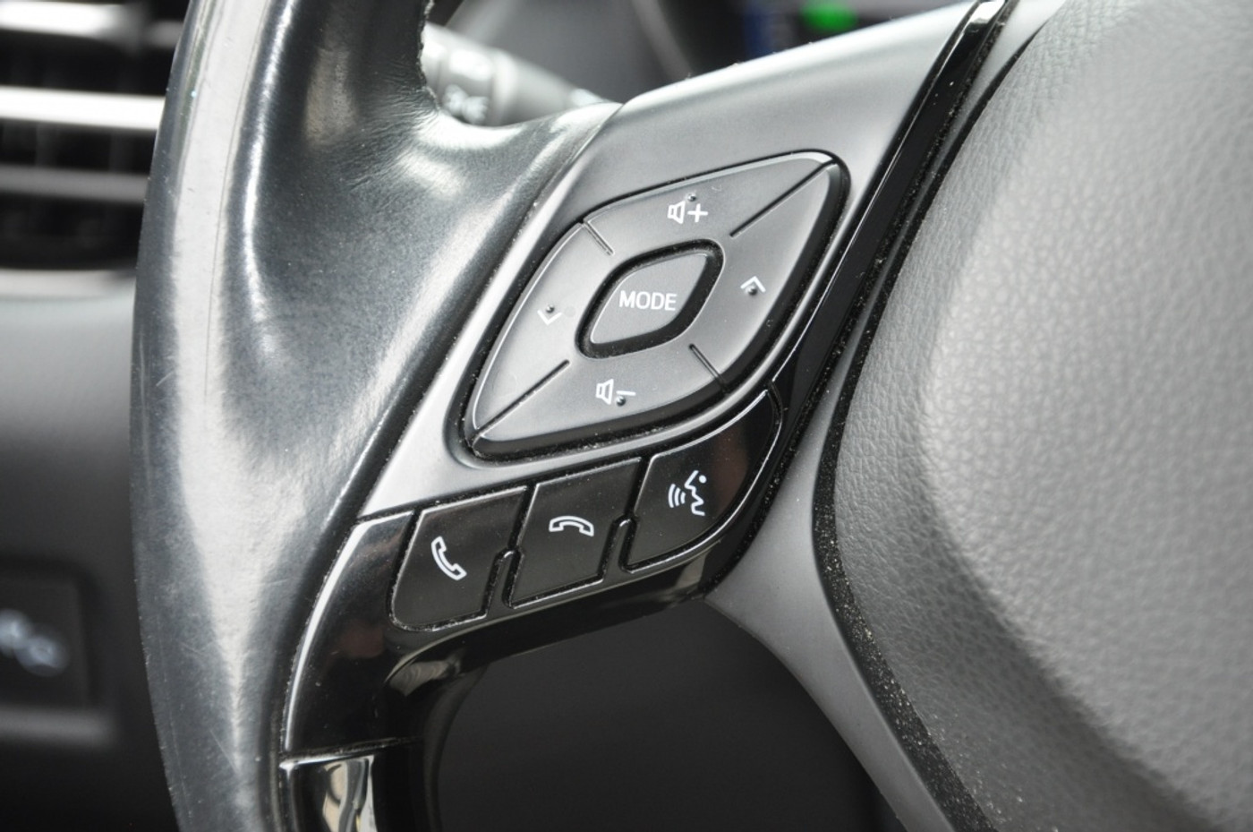 Foto van Toyota Toyota C-hr