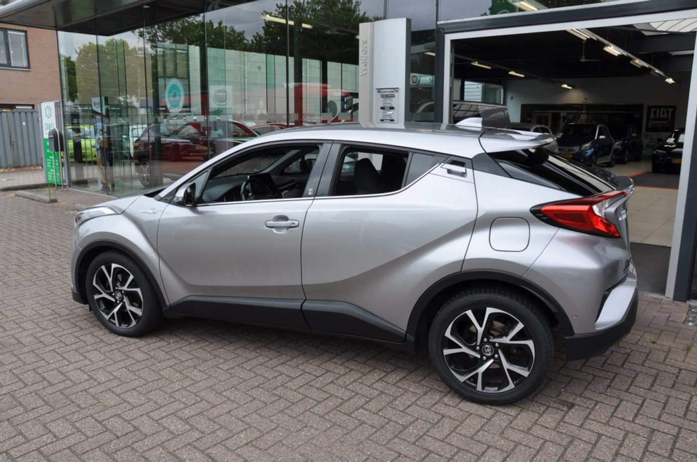 Foto van Toyota Toyota C-hr