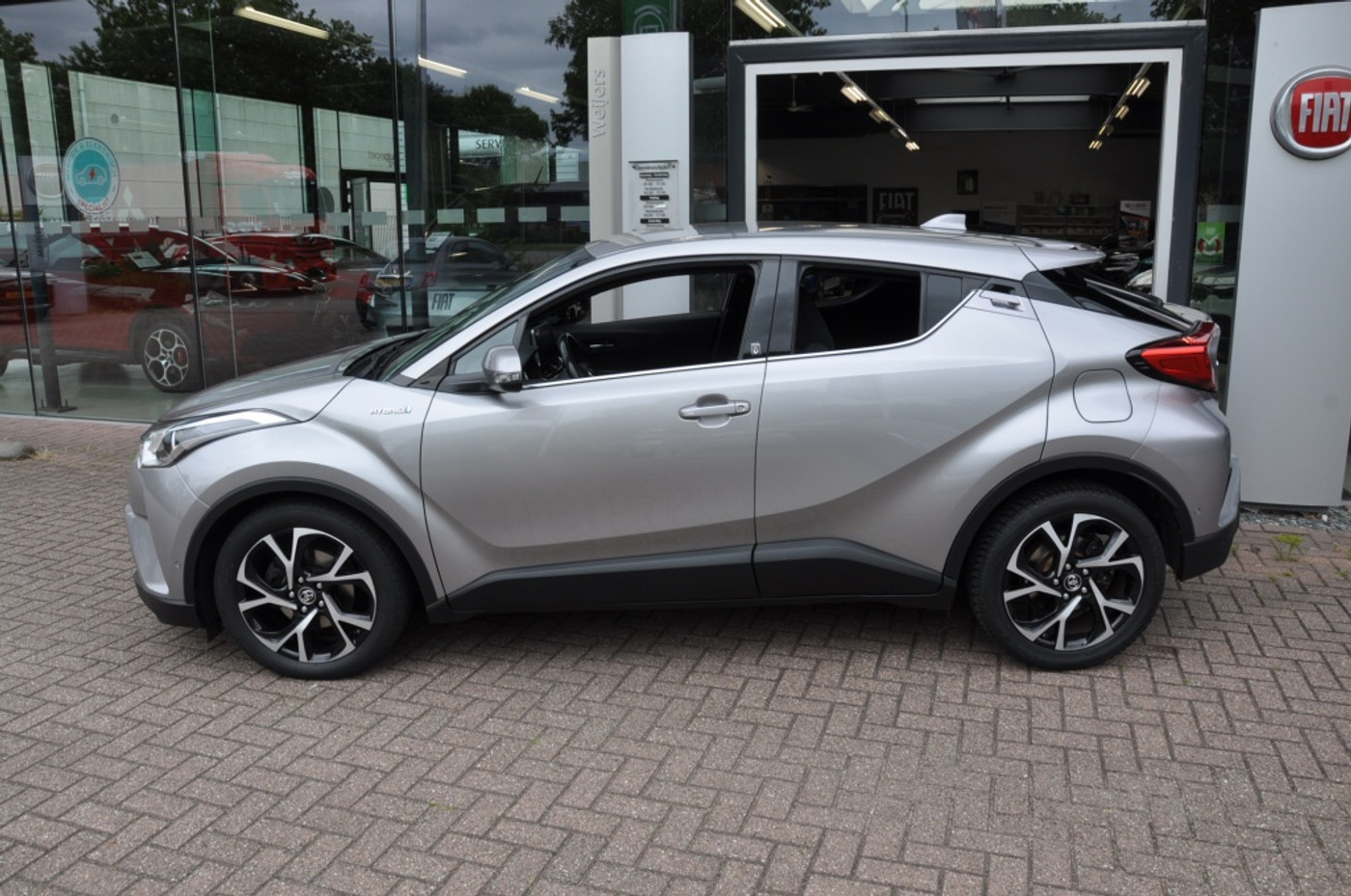 Foto van Toyota Toyota C-hr