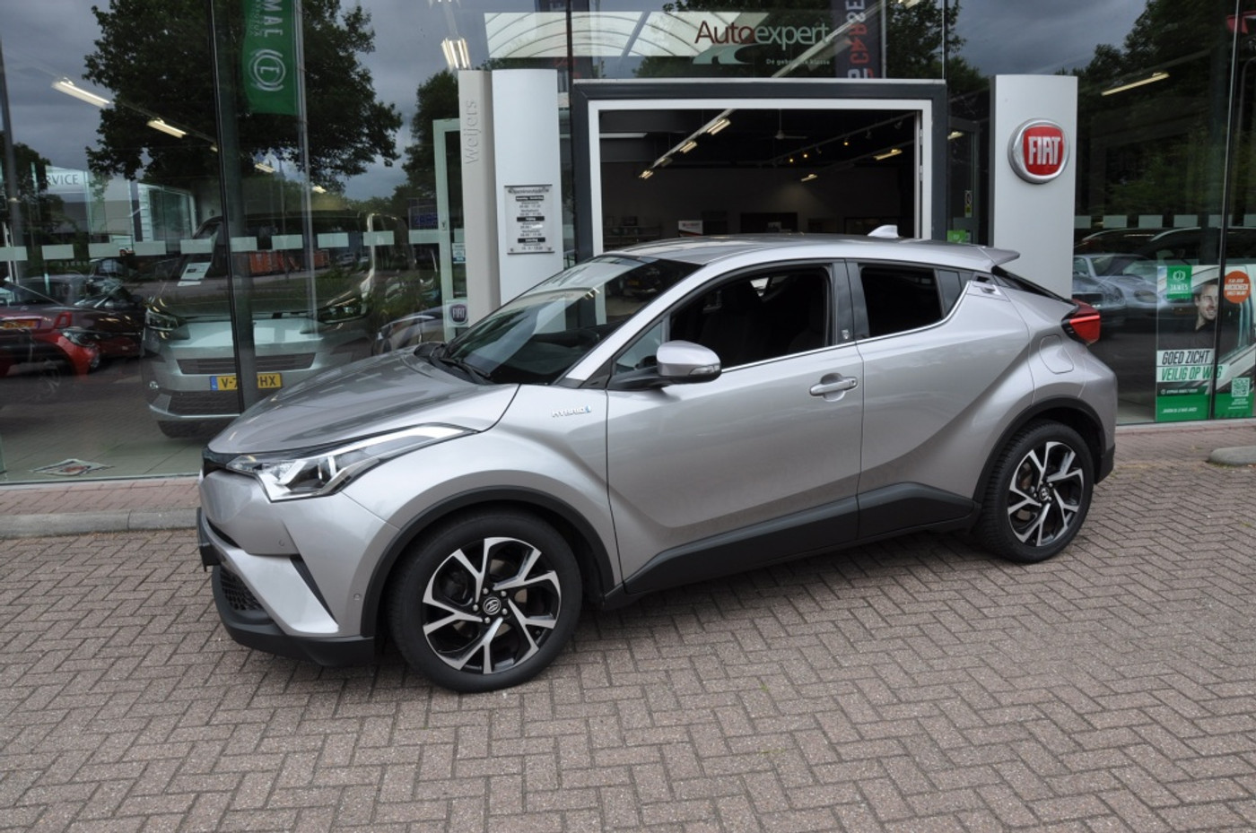 Foto van Toyota Toyota C-hr