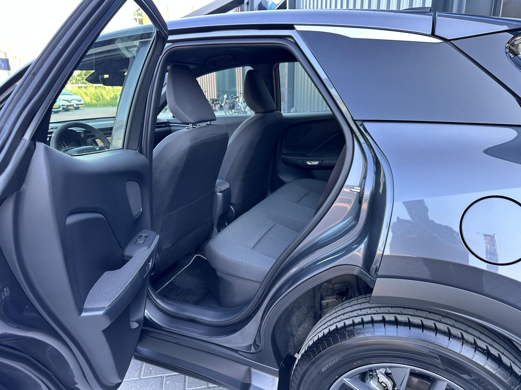 Foto van Lexus Lexus LBX