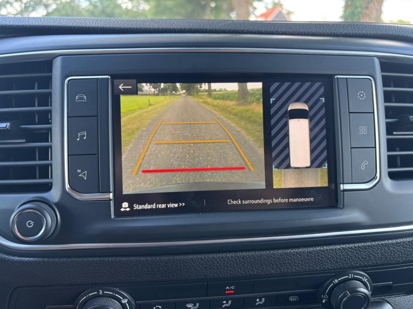 Foto van Opel Vivaro
