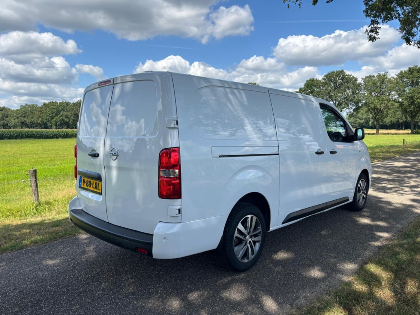 Foto van Opel Vivaro