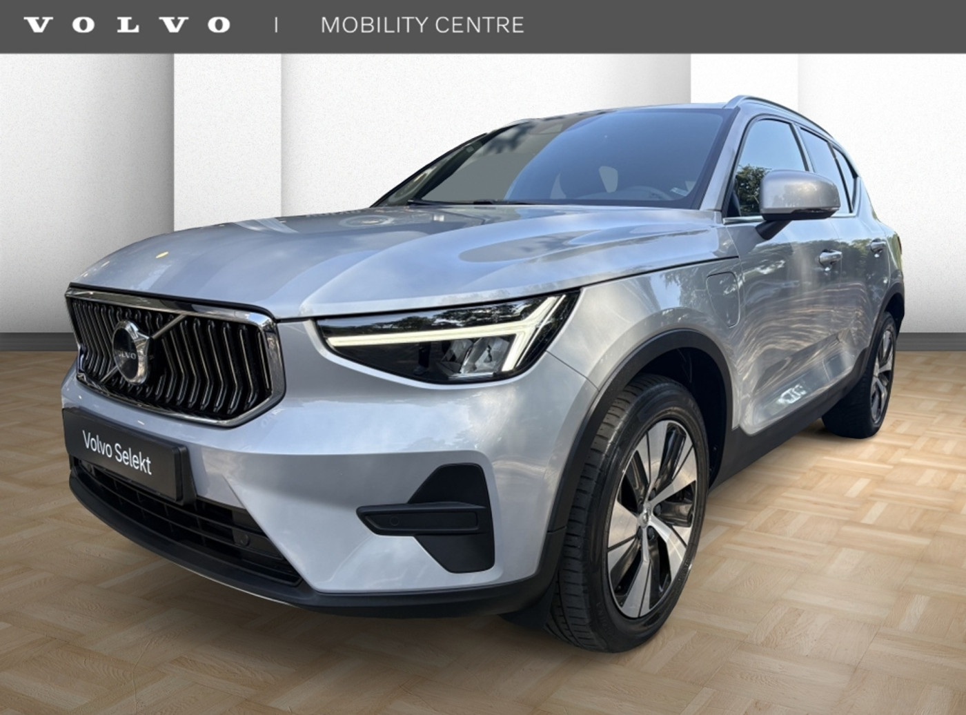 Volvo XC40 T4 Essential Bright | Parkeercamera | Apple Carplay 2022 - voorkant