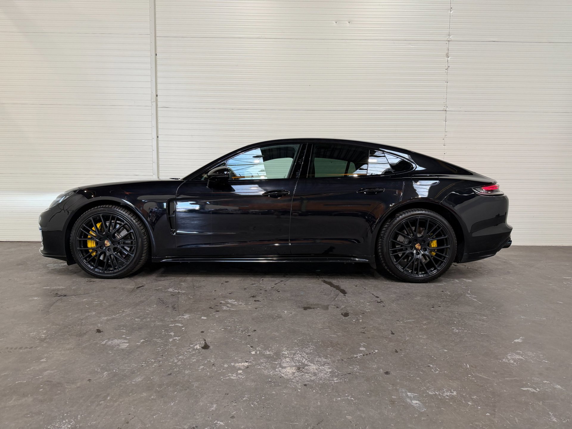 Foto van Porsche Panamera 4 E-hybrid