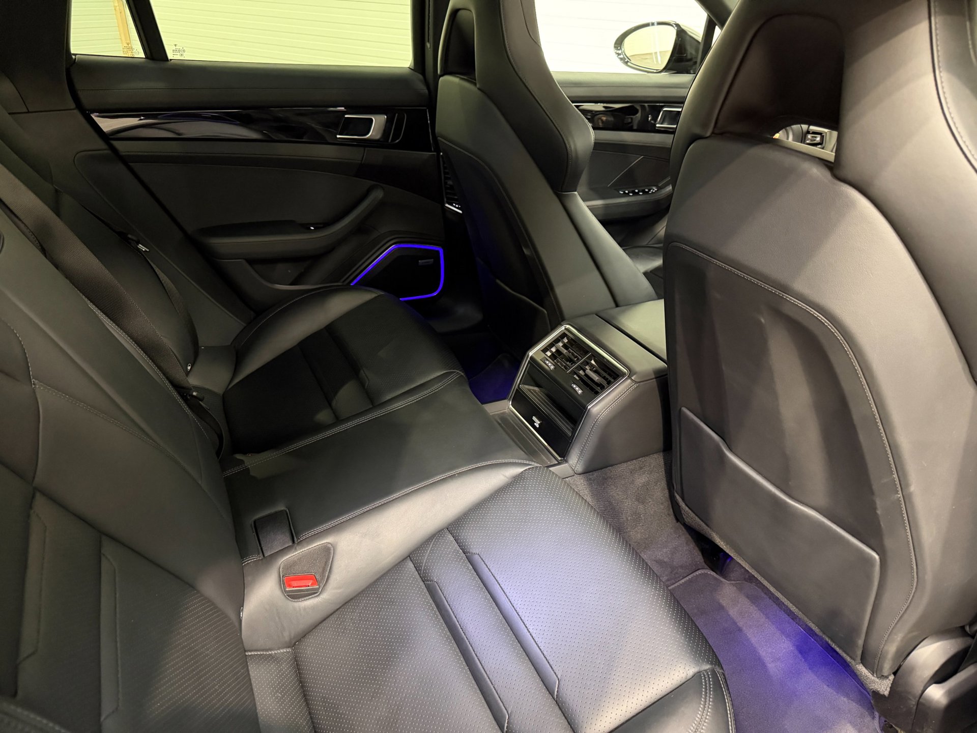 Foto van Porsche Panamera 4 E-hybrid