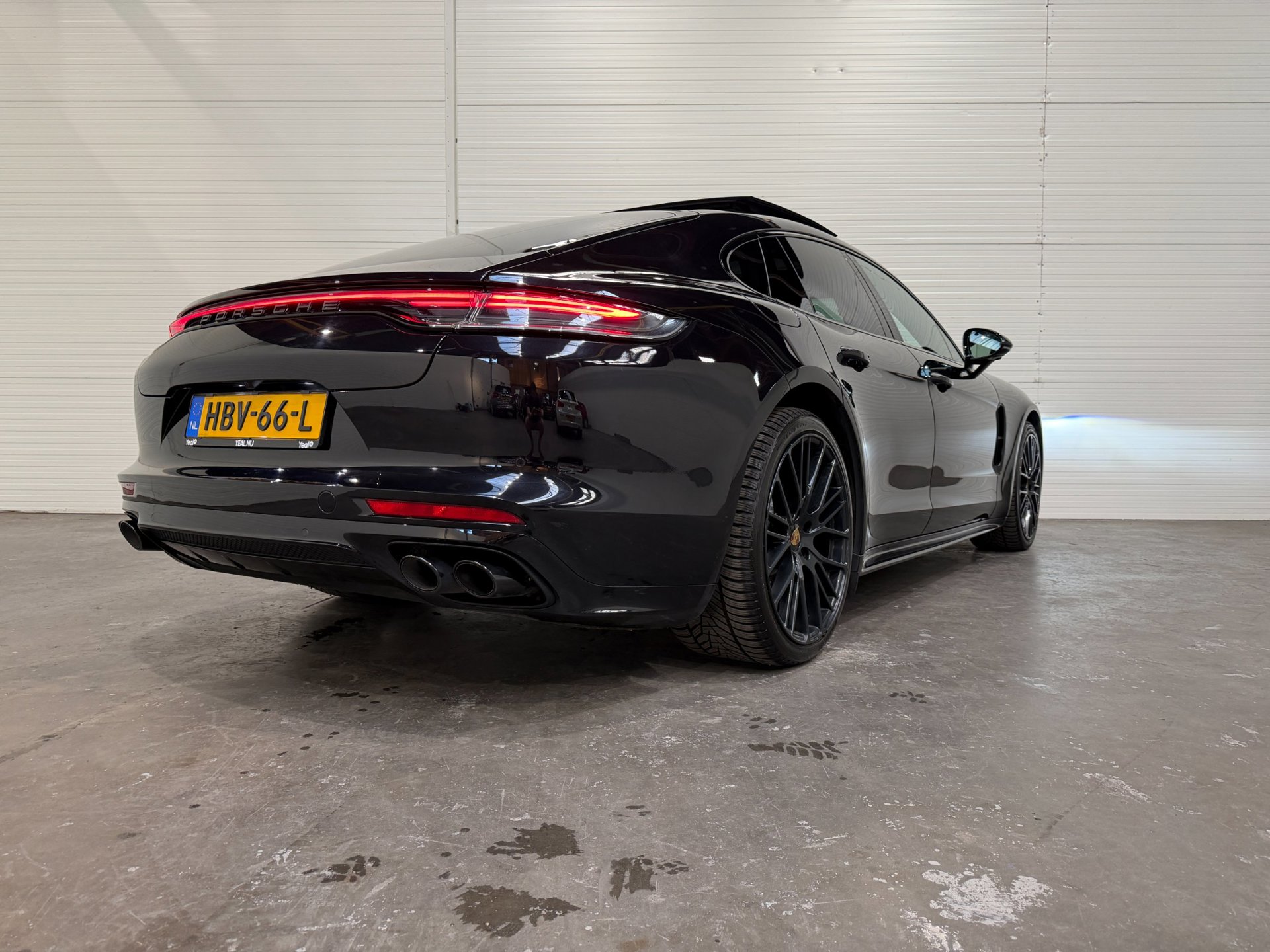 Foto van Porsche Panamera 4 E-hybrid