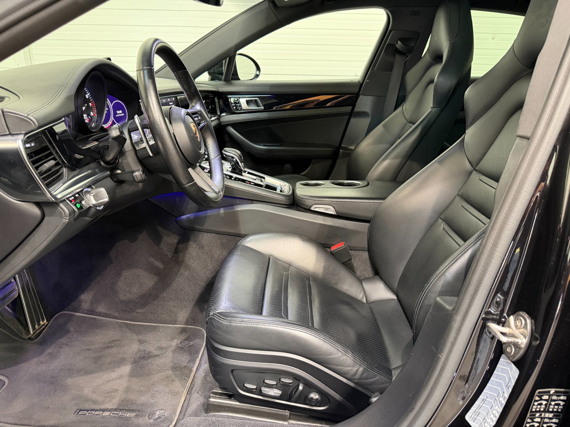 Foto van Porsche Panamera 4 E-hybrid