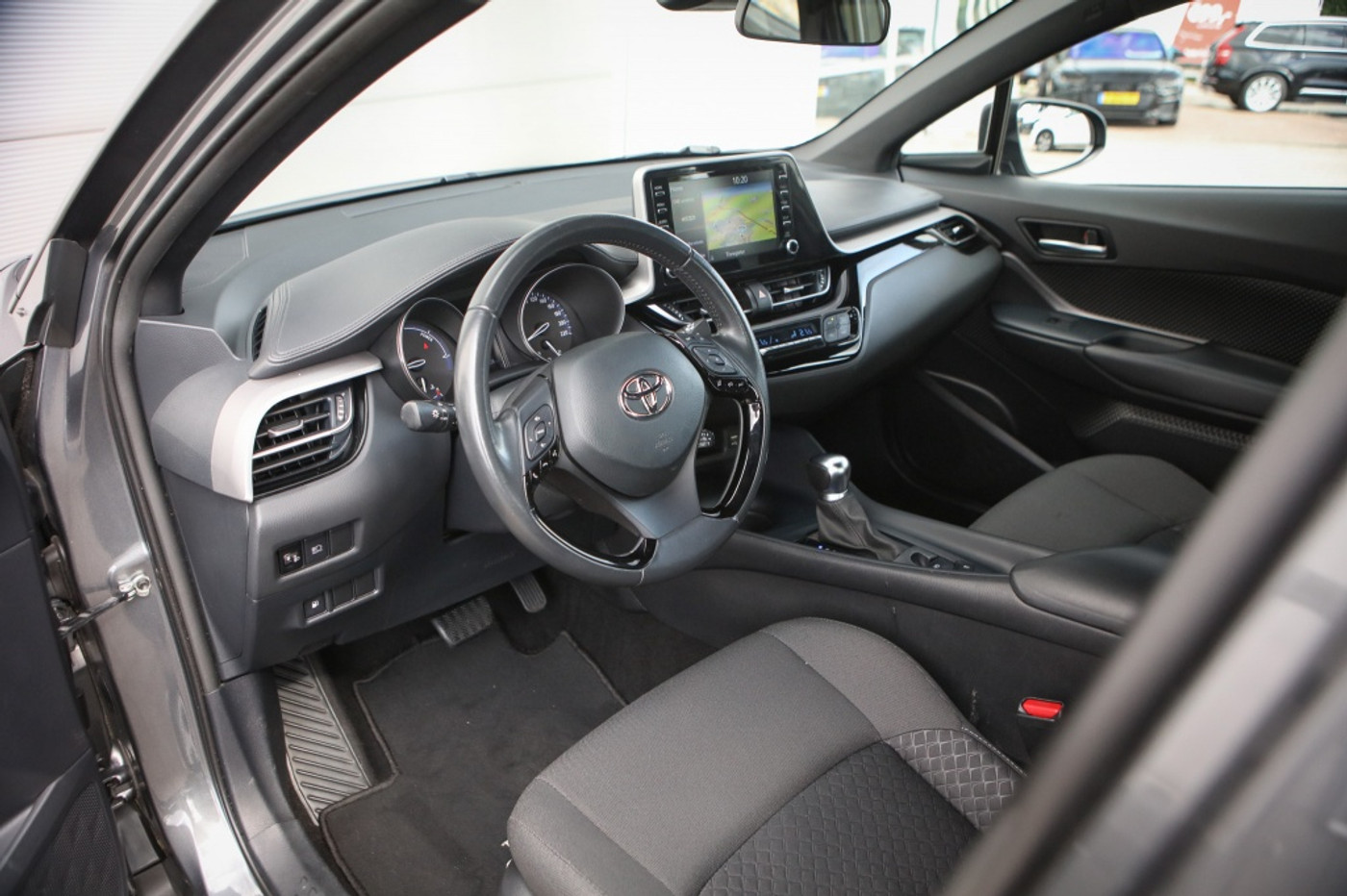 Foto van Toyota Toyota C-hr