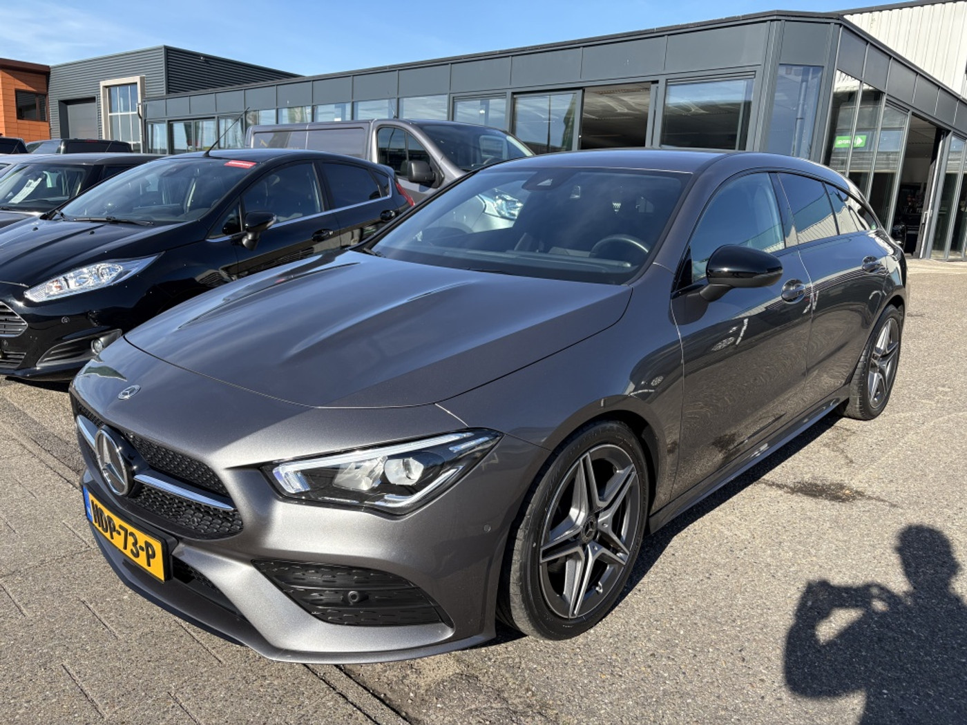 Mercedes-Benz Cla 180 D 180 d Business Solution AMG DAB Camera Stoelverwarming 2020 - voorkant