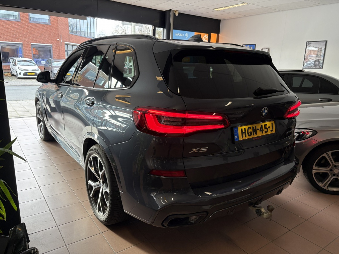 Foto van BMW X5 Xdrive45e
