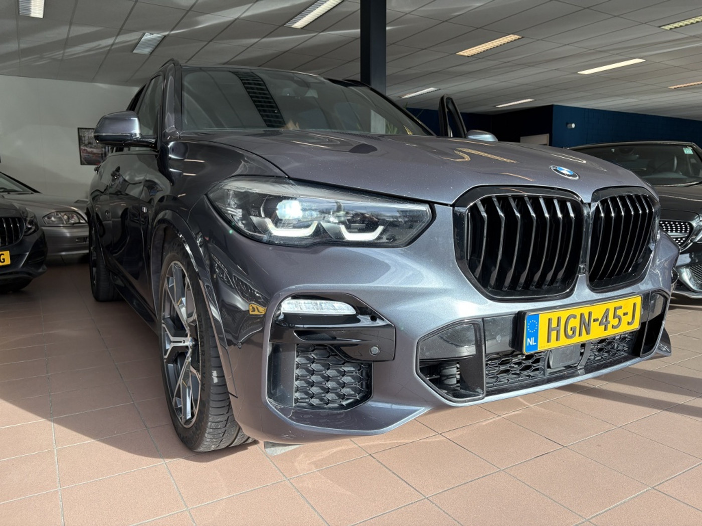 Foto van BMW X5 Xdrive45e