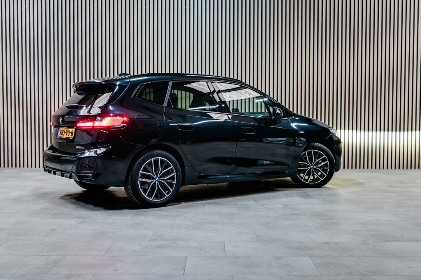 Foto van BMW 225e xDrive Active Tourer