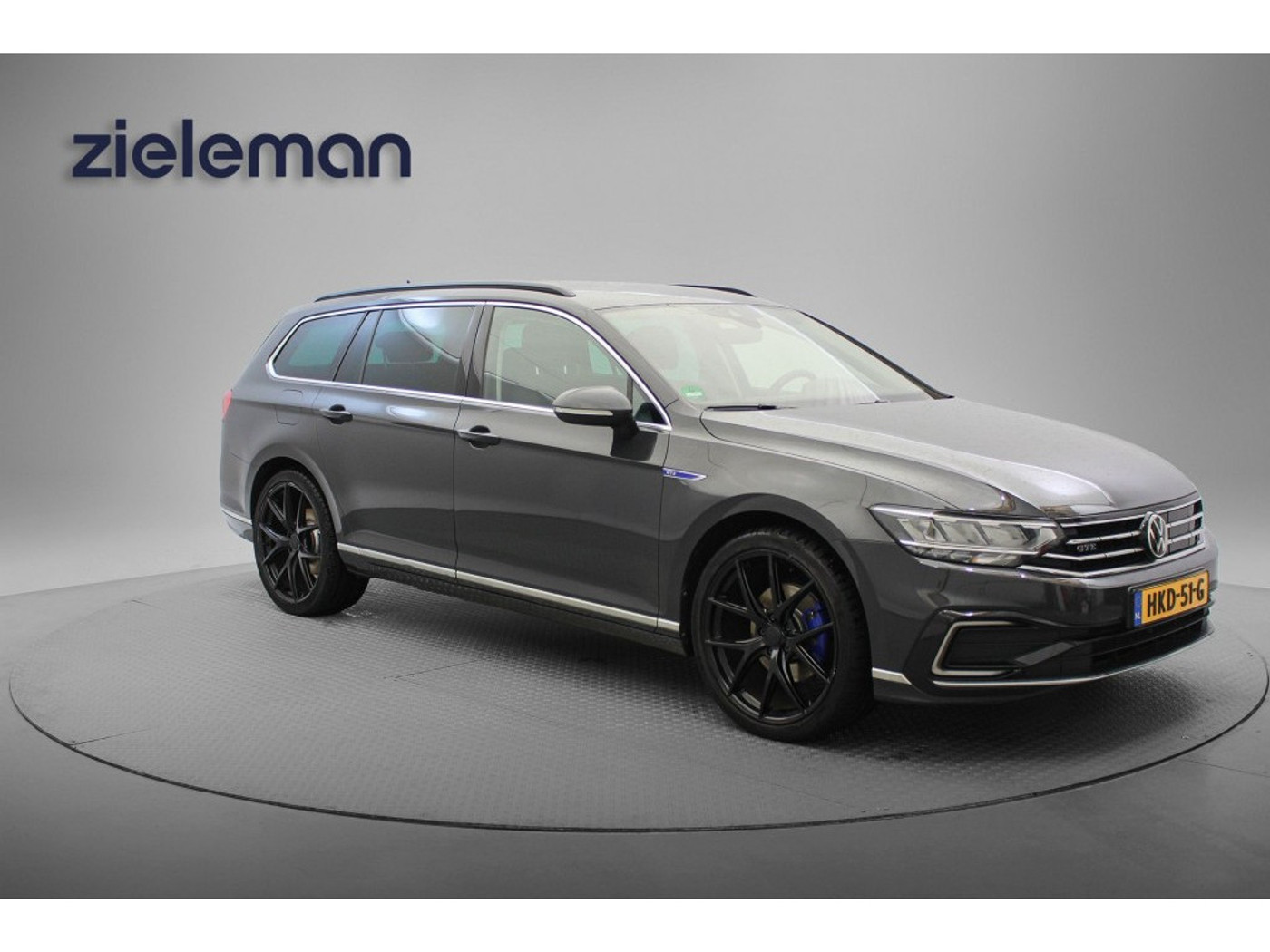 Volkswagen Passat Variant 1.4 TSI PHEV GTE Business - Carplay, Navi, Camera, Cruis 2021 - voorkant