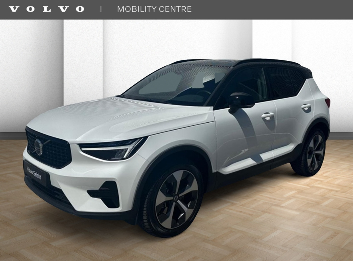 Volvo XC40 B4 Plus Dark | Trekhaak | Harman Kardon Audio 2025 - voorkant