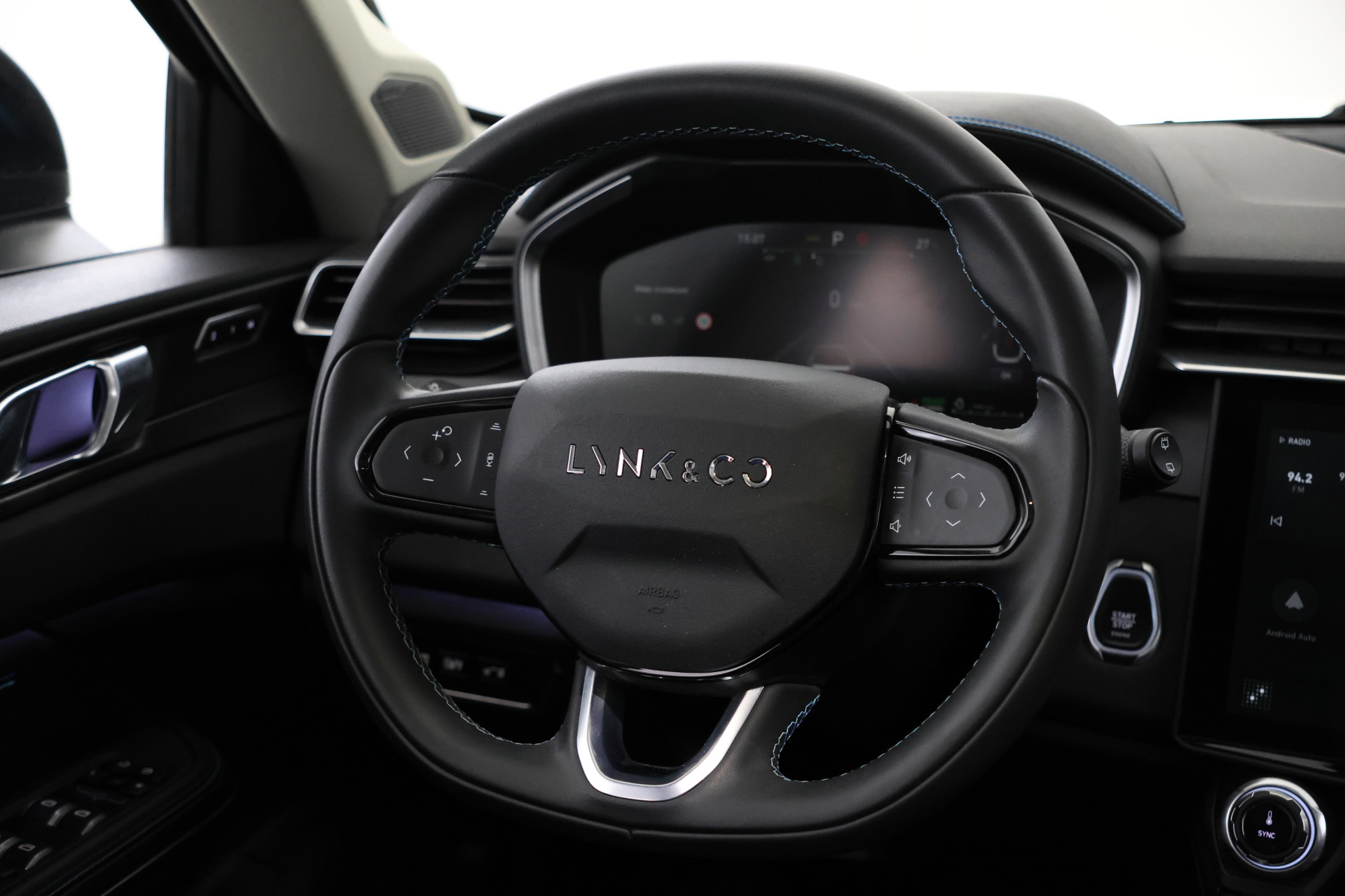 Foto van Lynk&co LYNK & Co 01