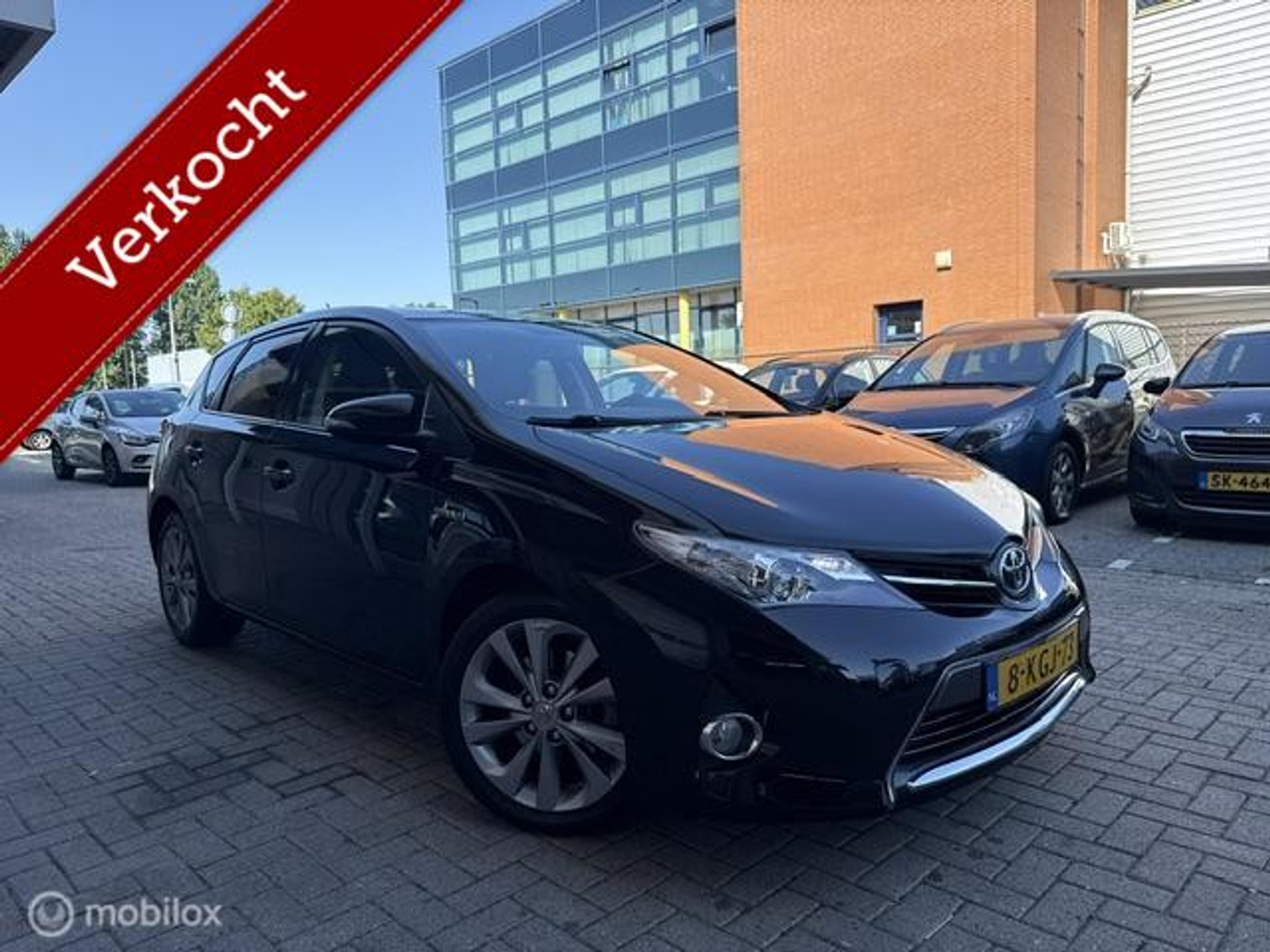Toyota Toyota Auris 1.8 Hybrid Executive Pano FULL OPTION 2013 - voorkant