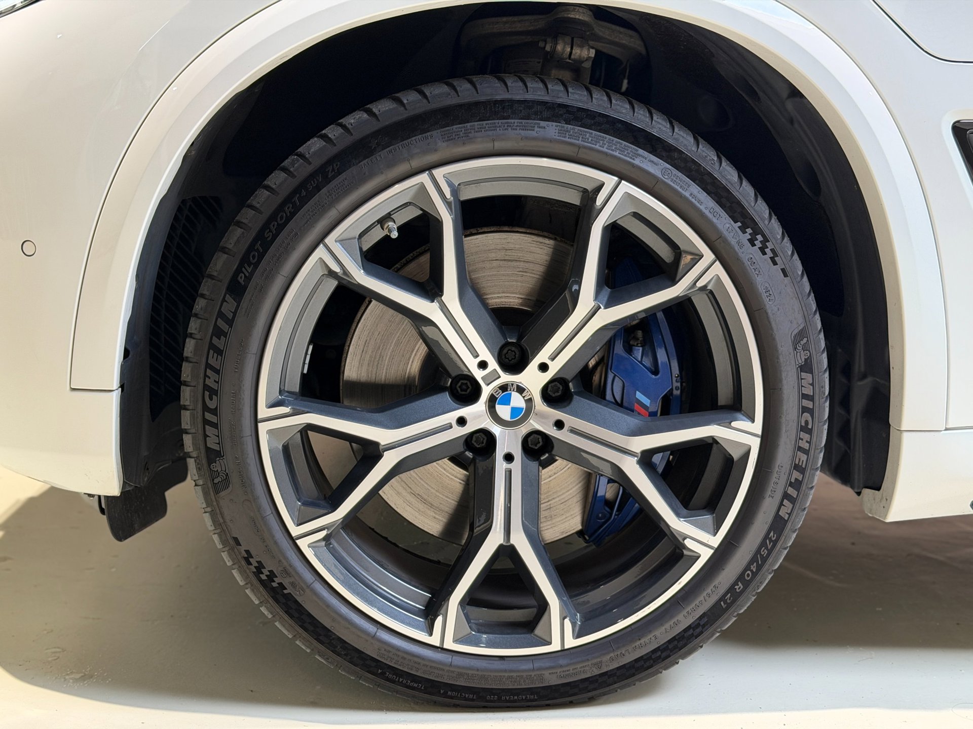 Foto van BMW X5 Xdrive45e
