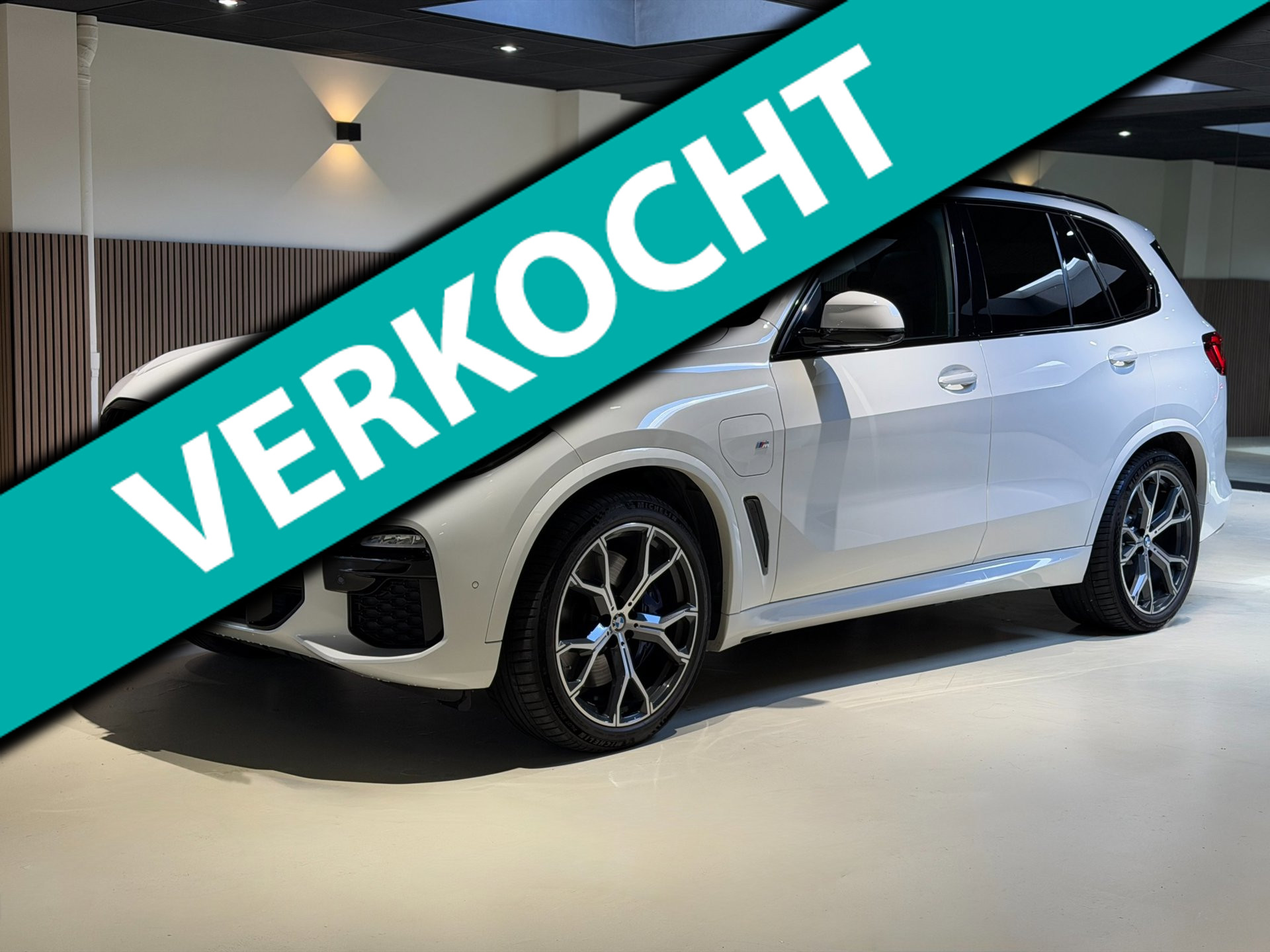 BMW X5 Xdrive45e xDrive45e M Sport Panorama 360 Camera Carplay 2021 - voorkant