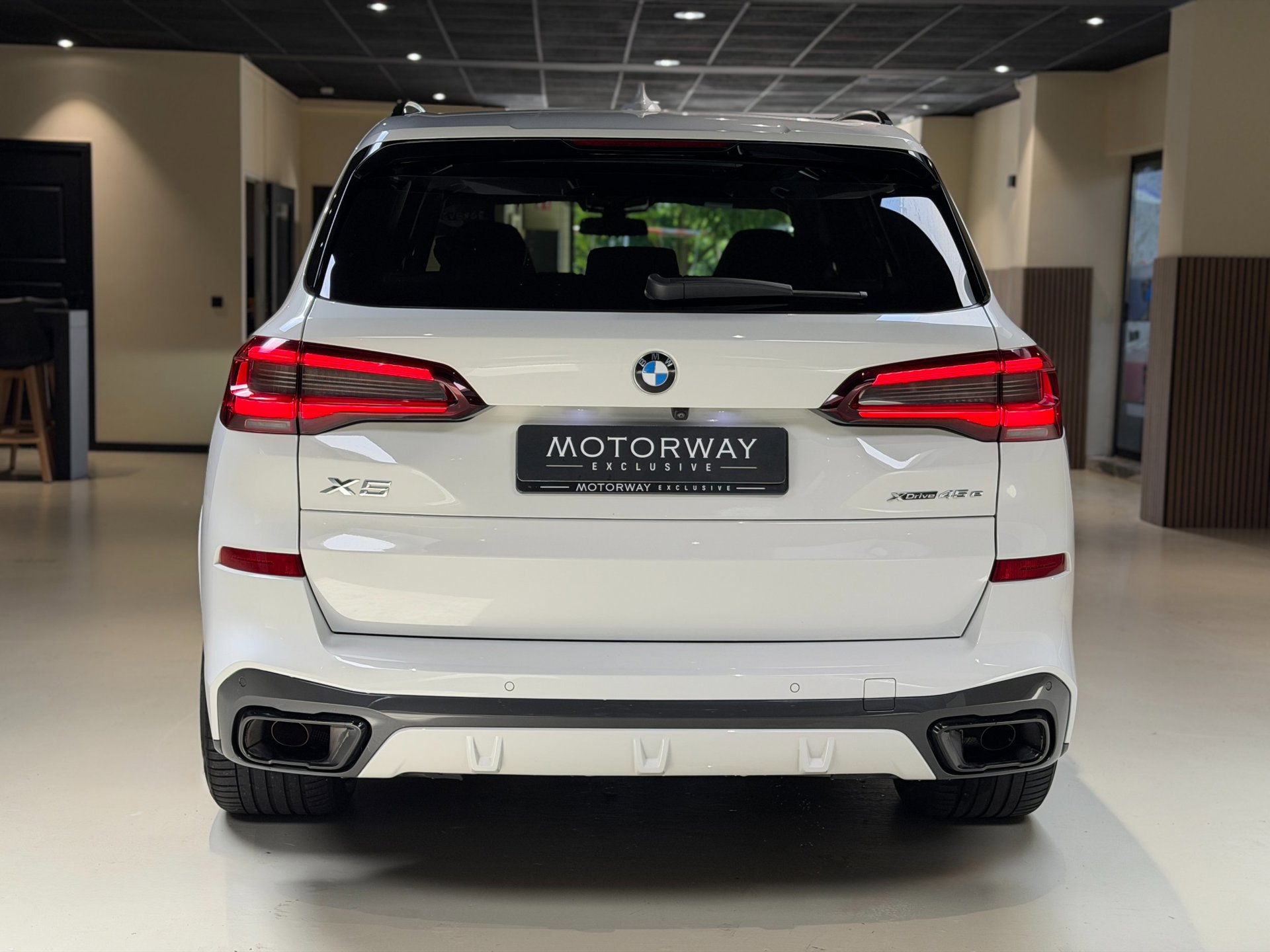 Foto van BMW X5 Xdrive45e