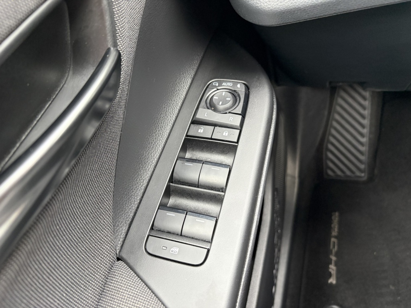 Foto van Toyota Toyota C-hr