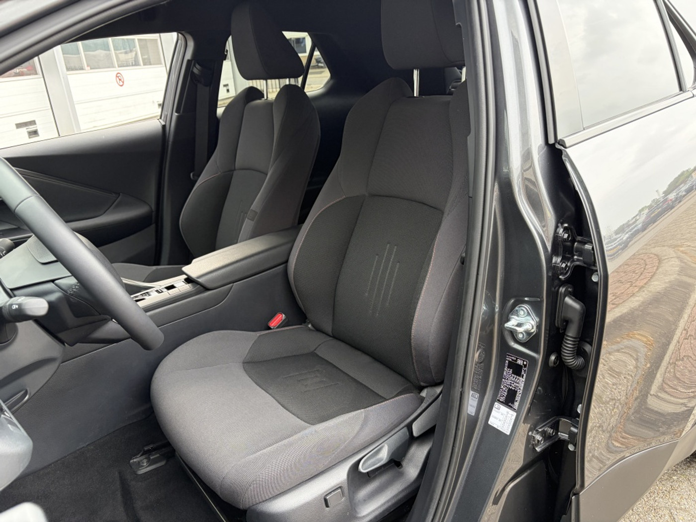 Foto van Toyota Toyota C-hr