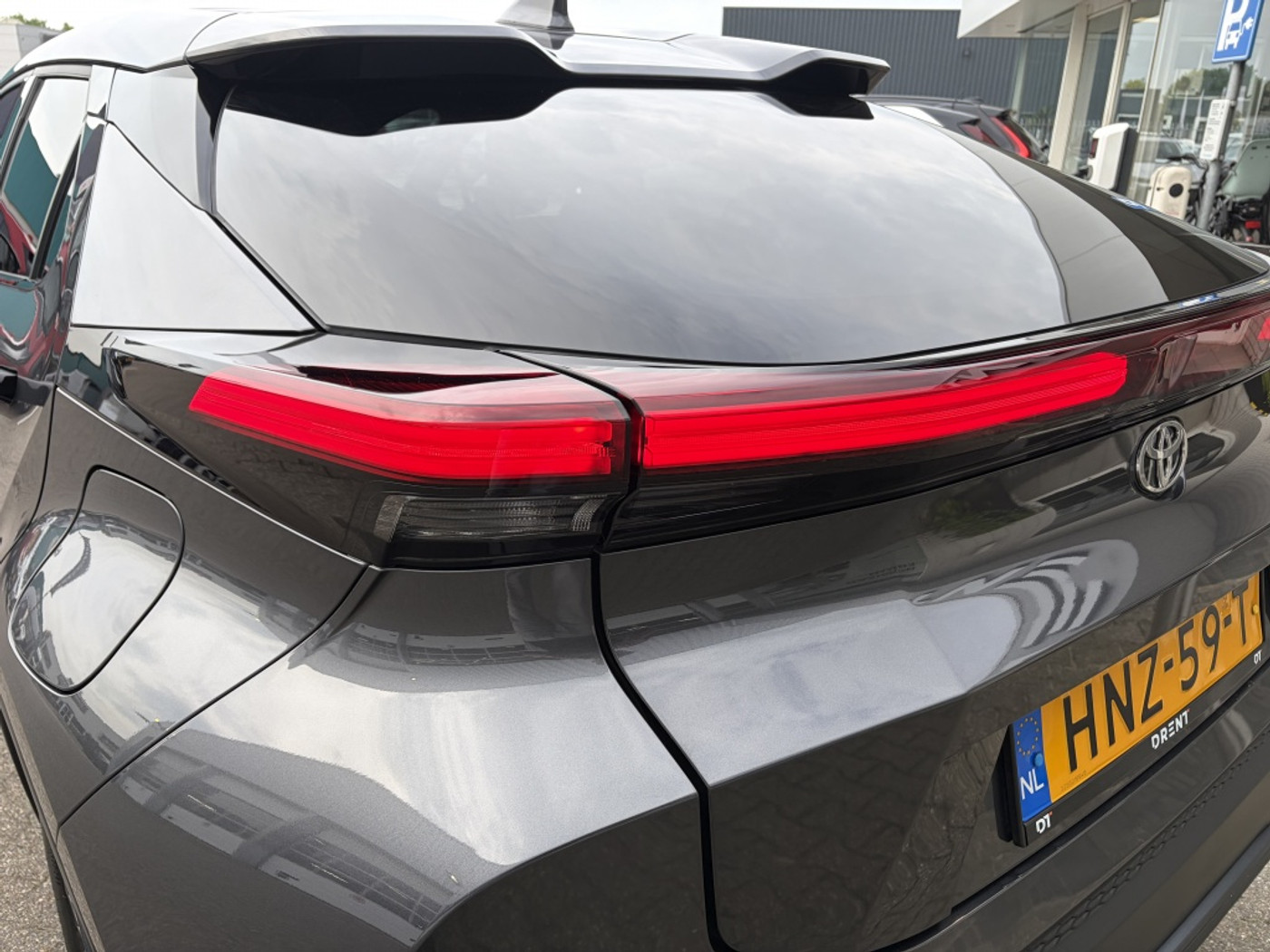 Foto van Toyota Toyota C-hr