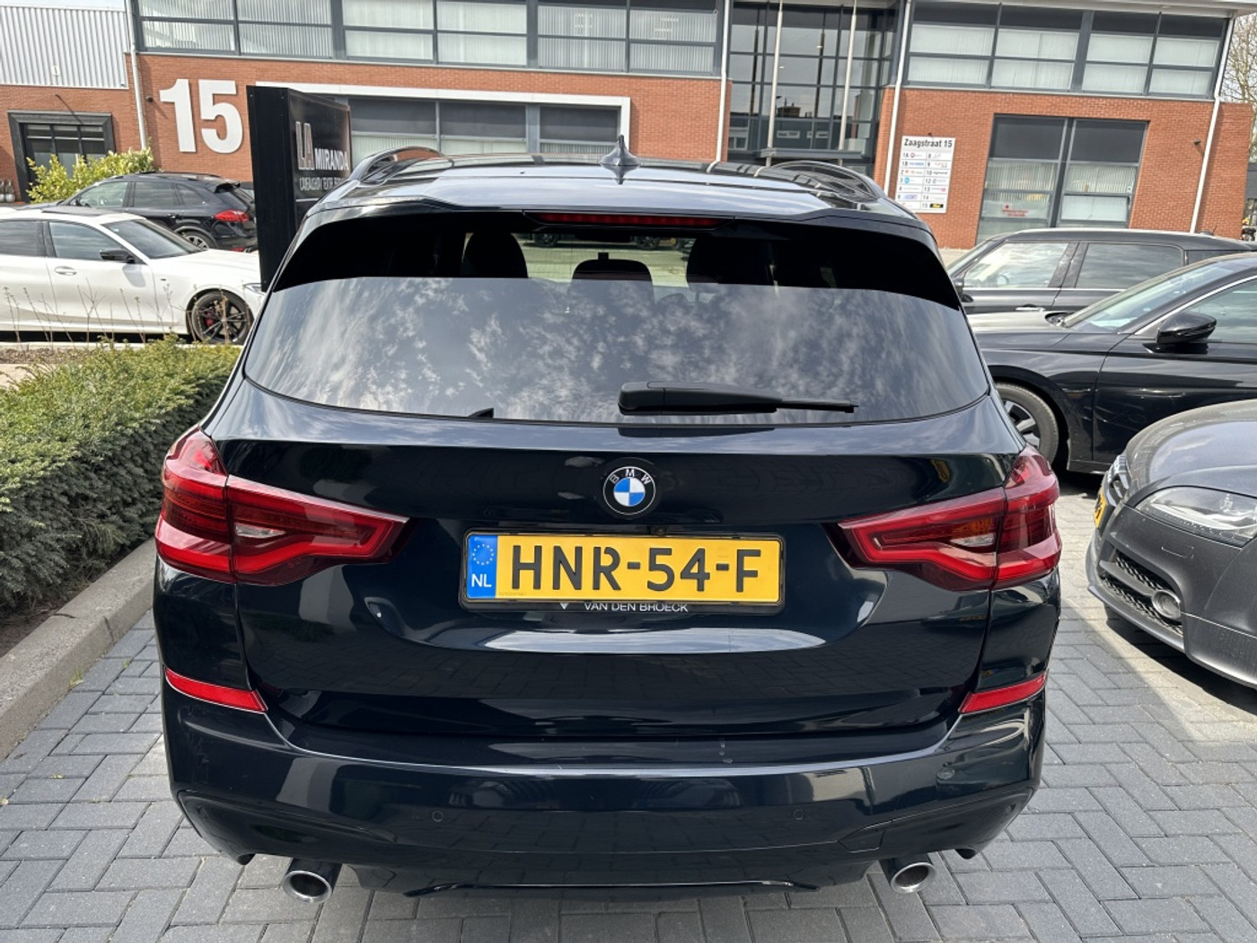 Foto van BMW X3 Xdrive20i
