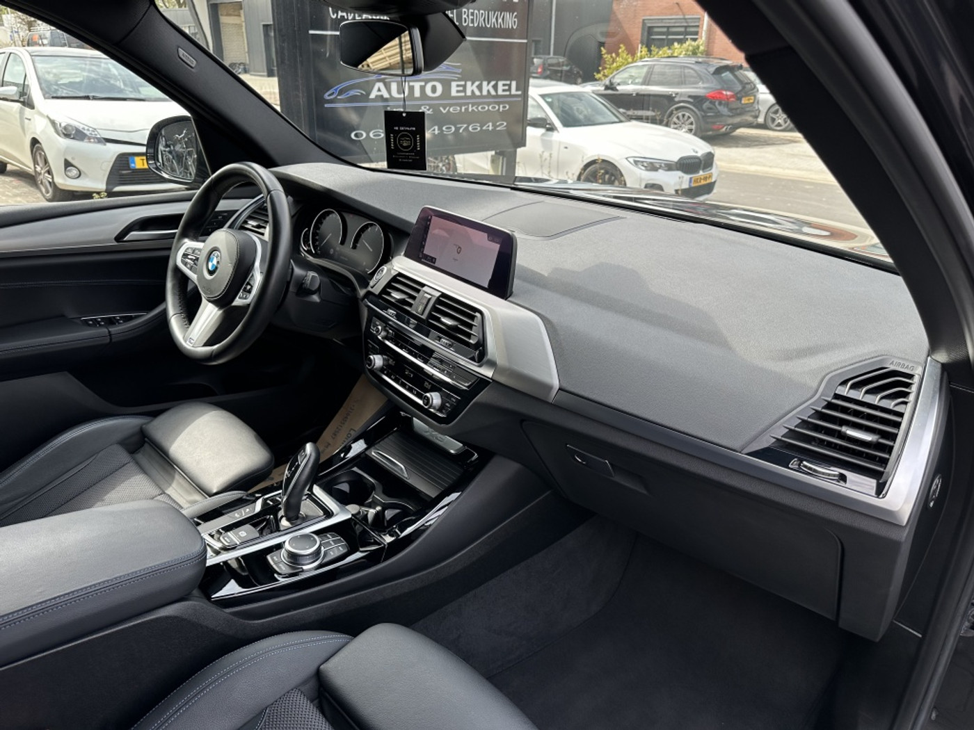 Foto van BMW X3 Xdrive20i