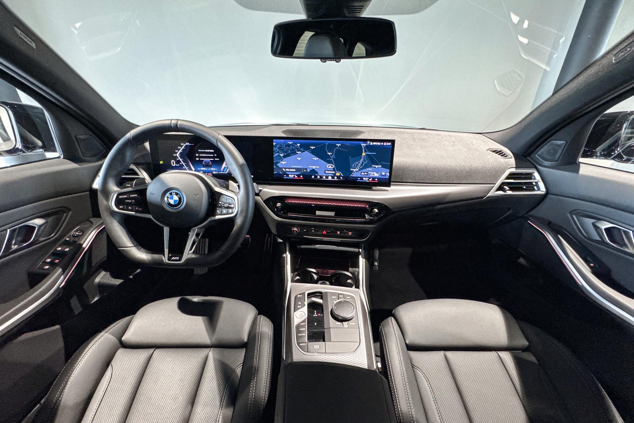 Foto van BMW 330e
