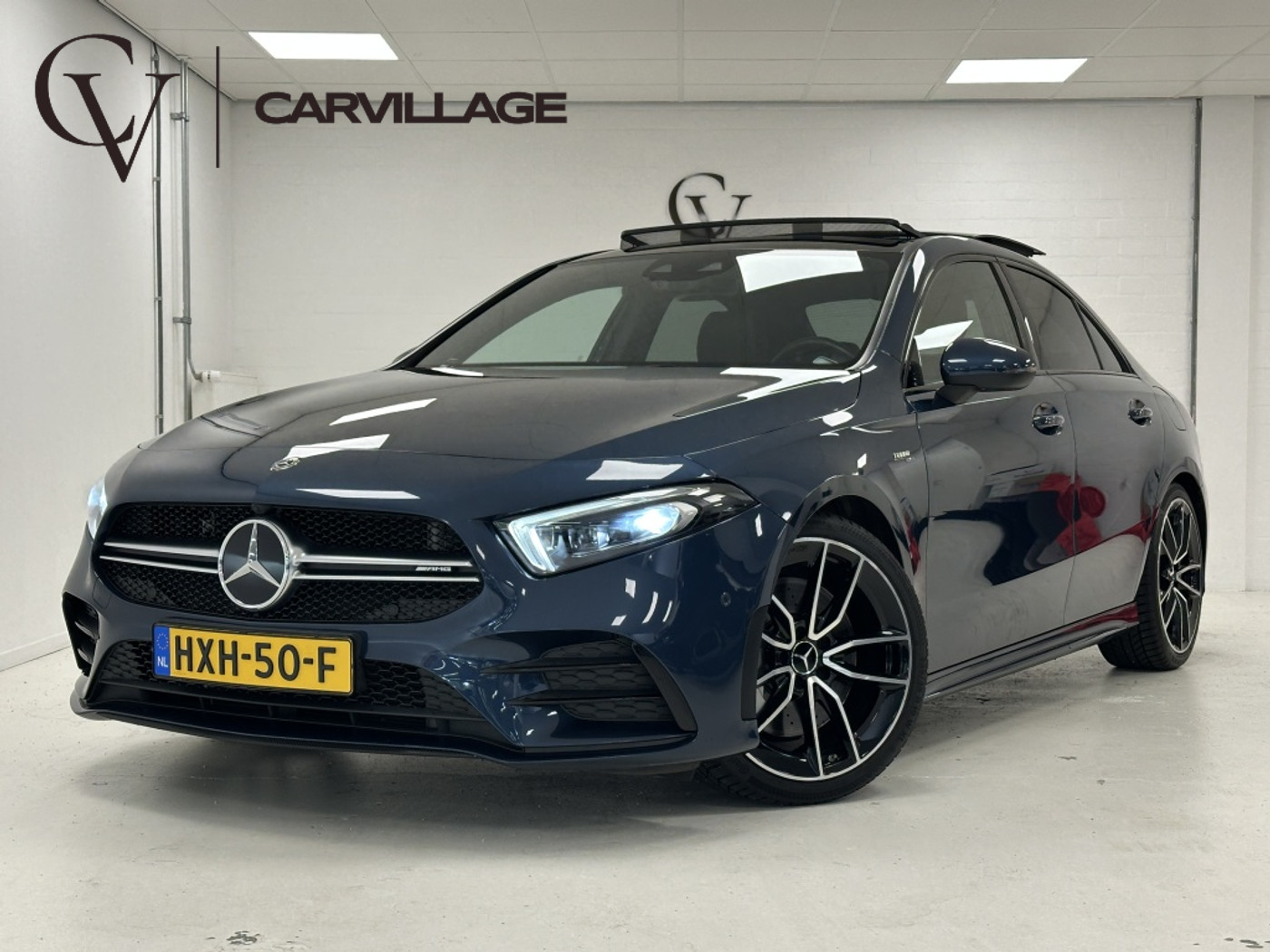 Mercedes-Benz AMG A 35 AMG 35 4MATIC | Burmester | Panoramadak | 19'' AMG dubbelspaaks 2020 - voorkant