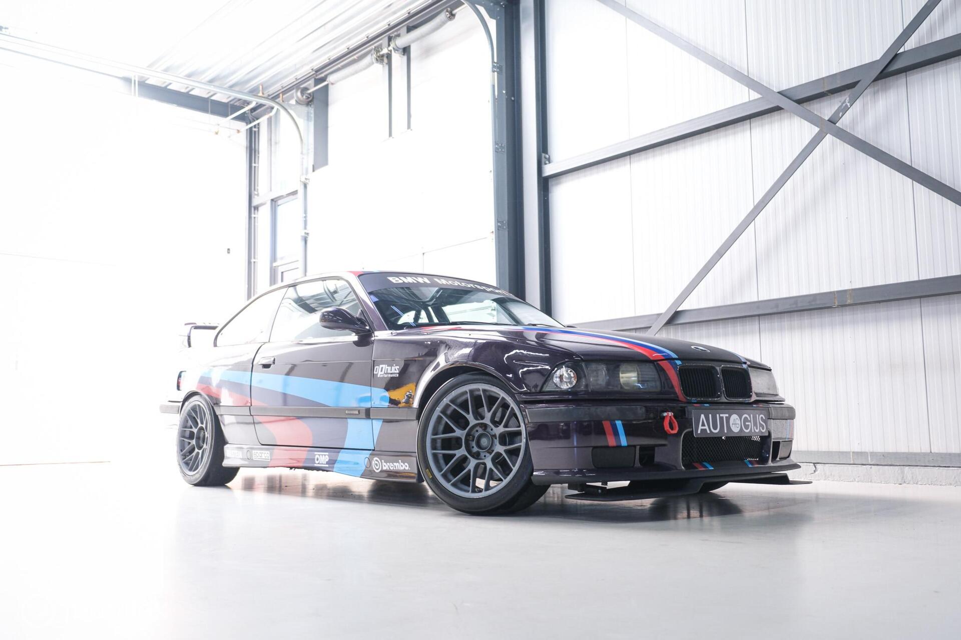 BMW 3-serie Coupé 325i Tracktool | circuitauto | Trackday | Daytonaviolett | E36 | Competitie | M power | Nurburgring | Orig NL auto | 1996 - voorkant