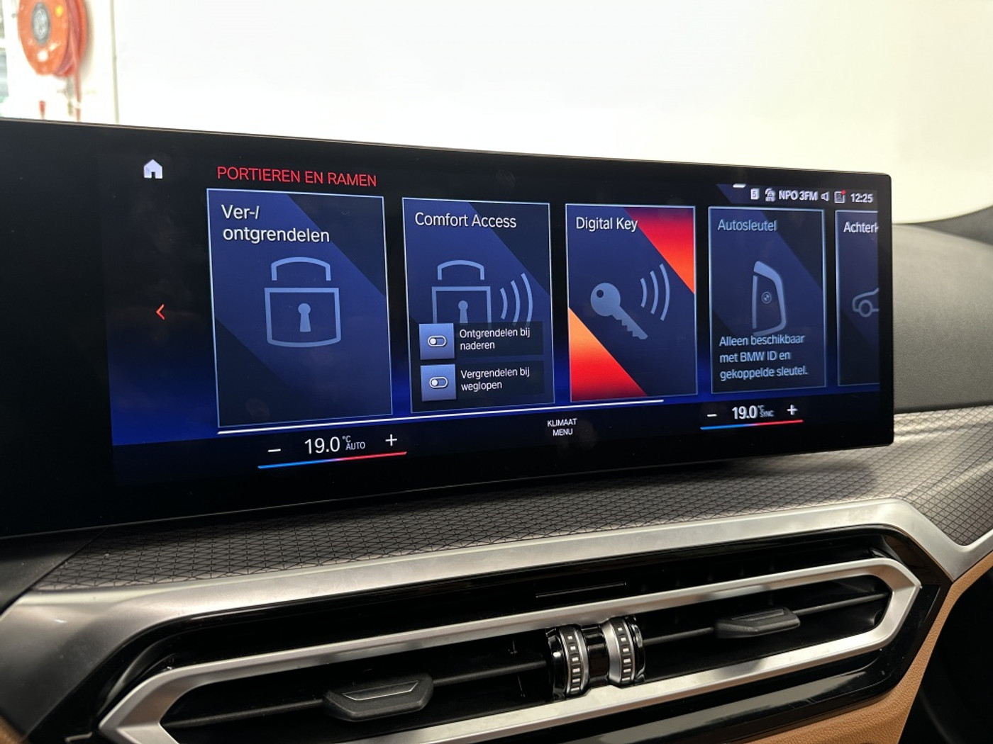 Foto van BMW 330e xDrive