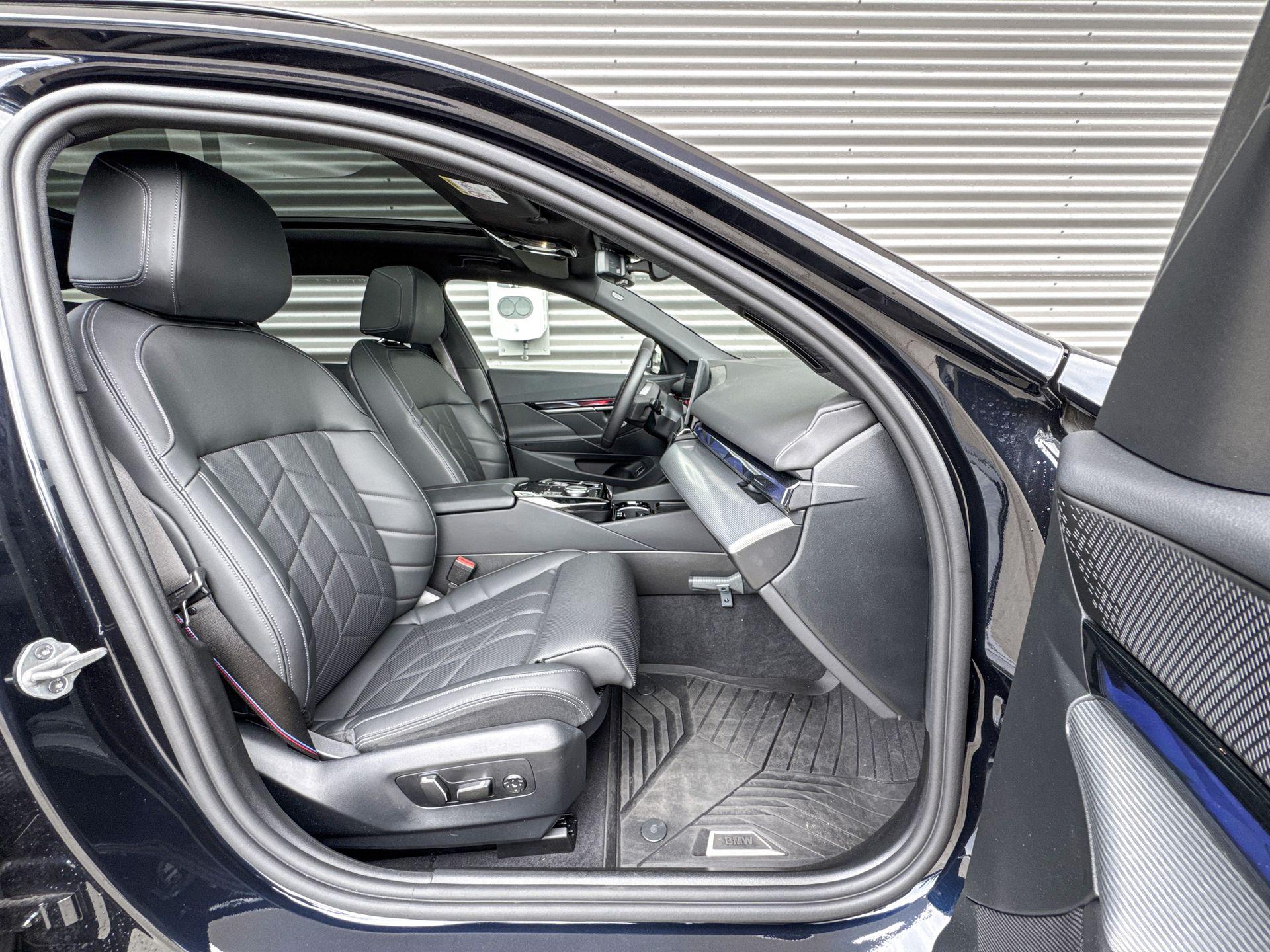 Foto van BMW I5 Edrive40