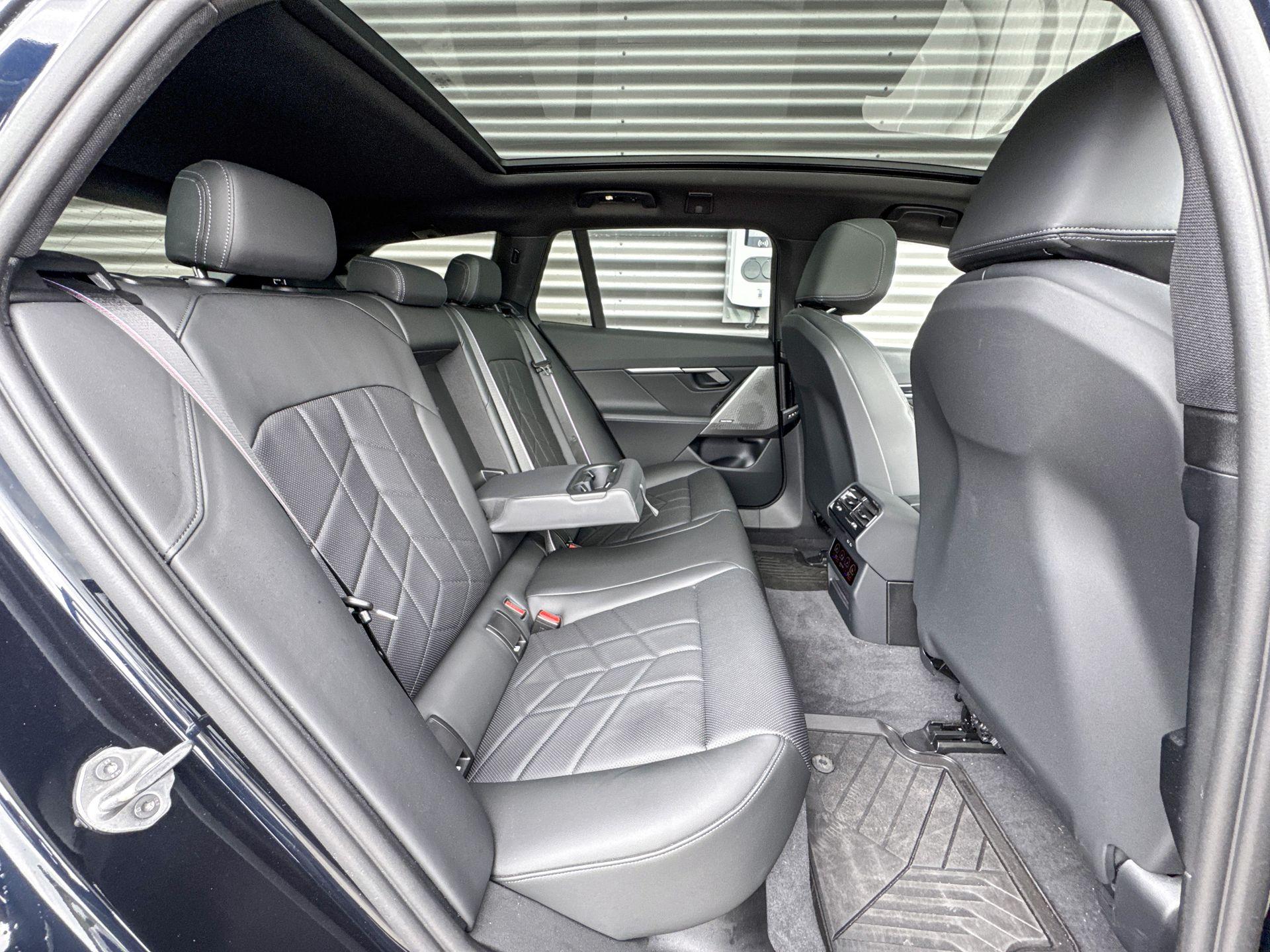 Foto van BMW I5 Edrive40
