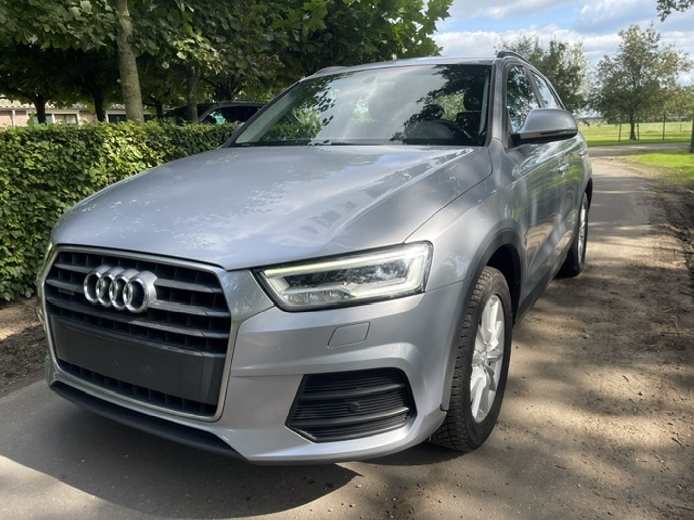 Audi Q3 2.0 TDI q Des. PrL + 2015 - voorkant