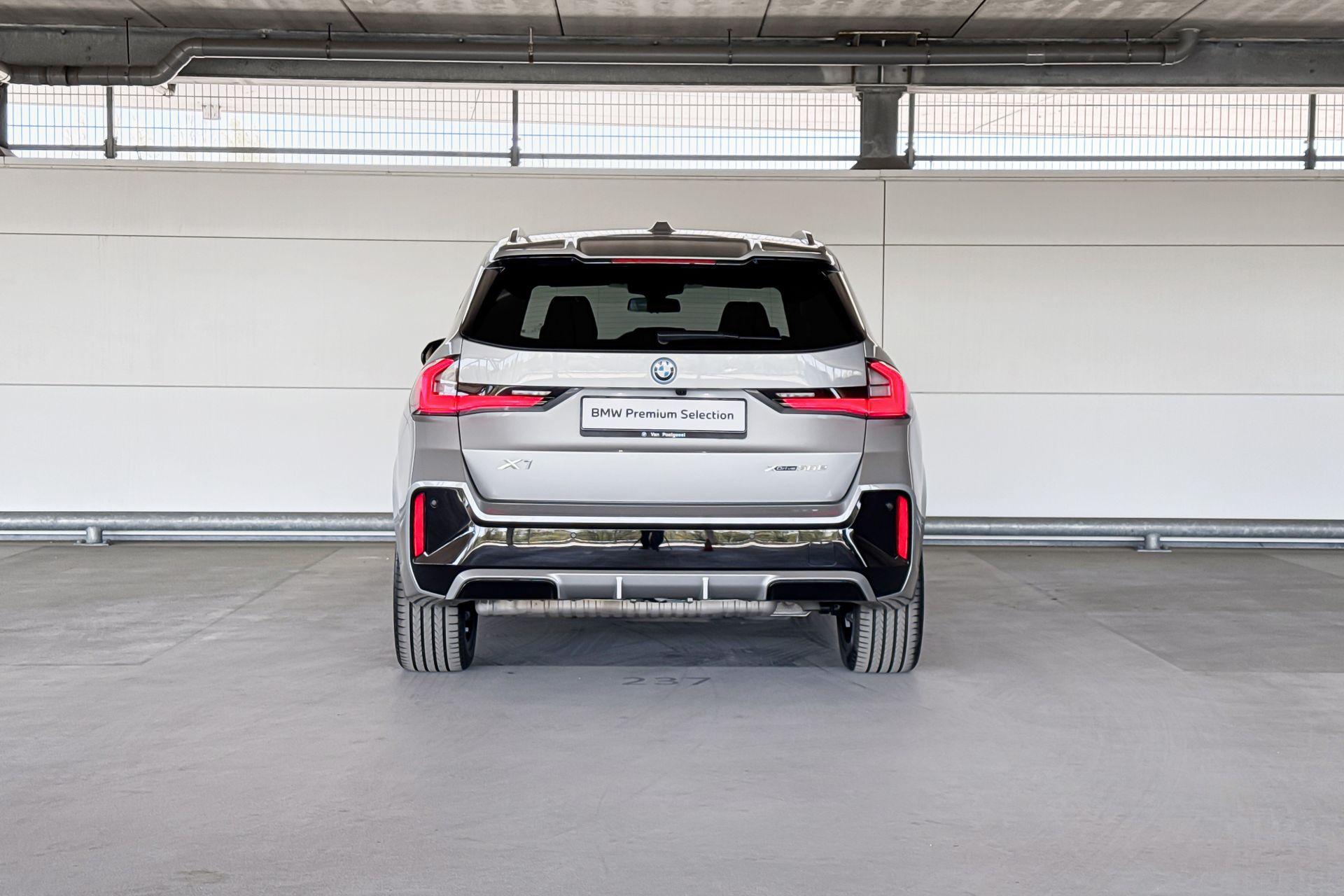 Foto van BMW X1 Xdrive30e