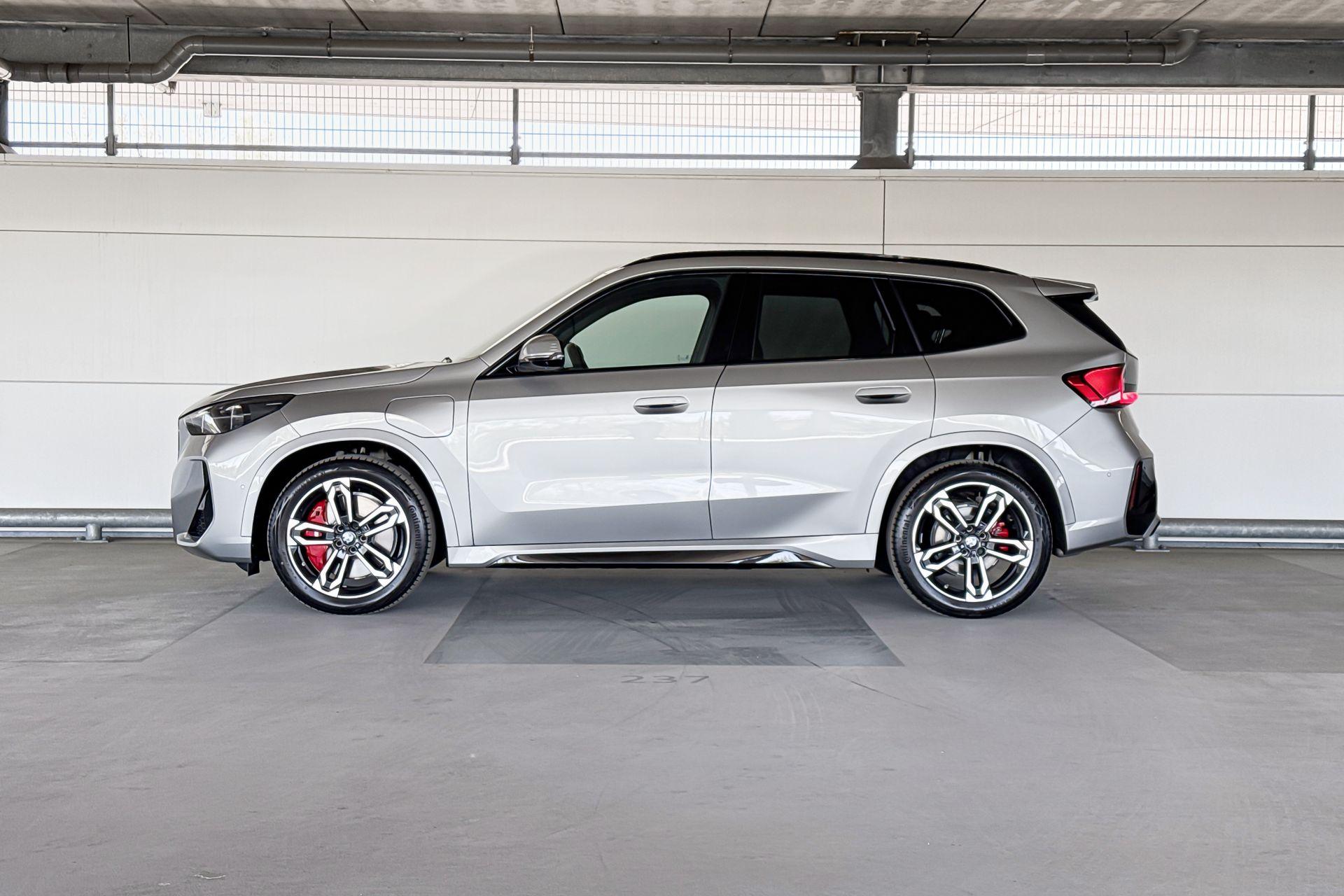 Foto van BMW X1 Xdrive30e