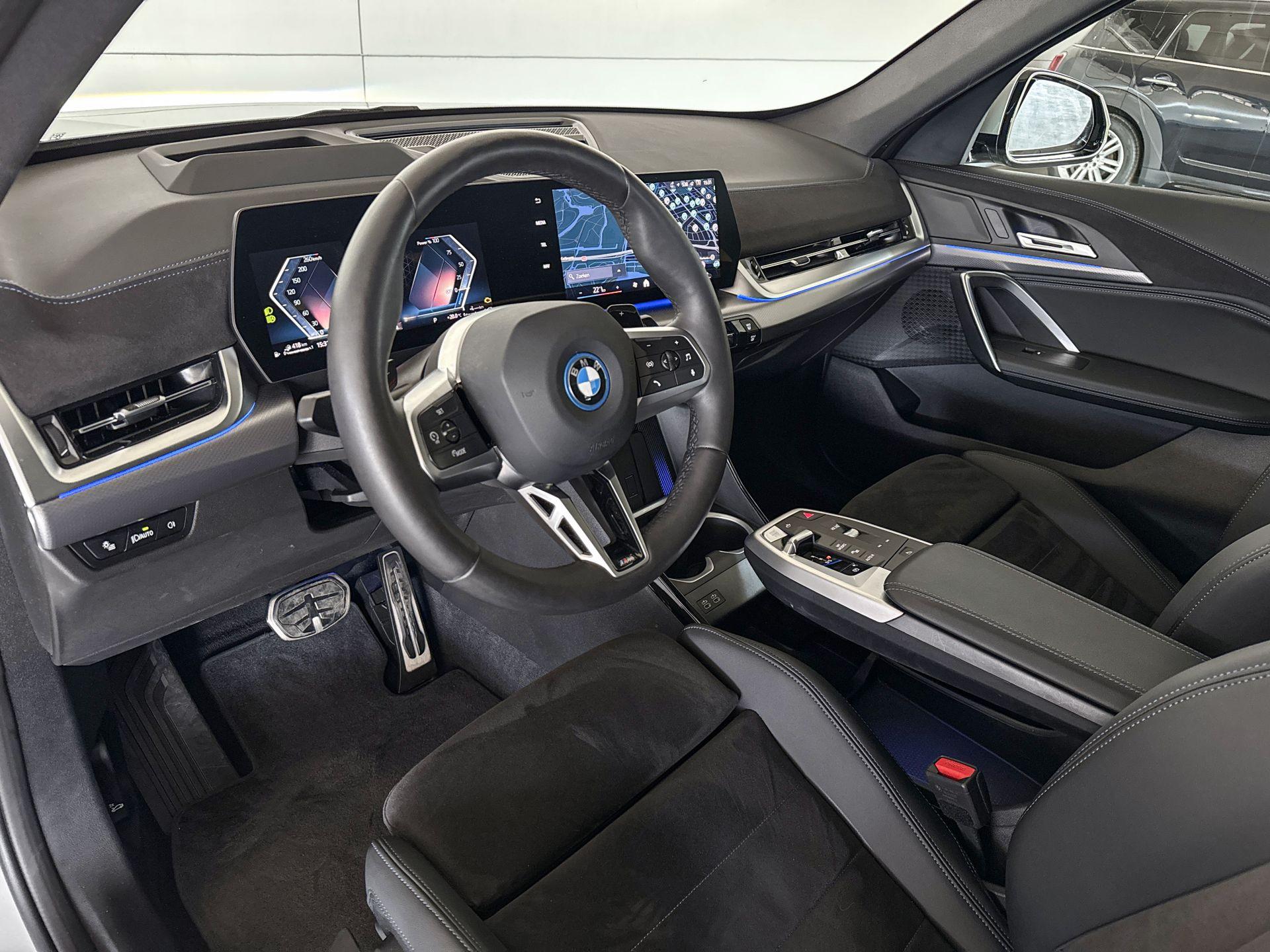 Foto van BMW X1 Xdrive30e