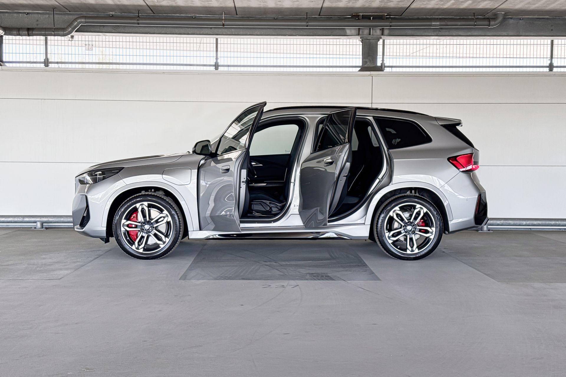 Foto van BMW X1 Xdrive30e
