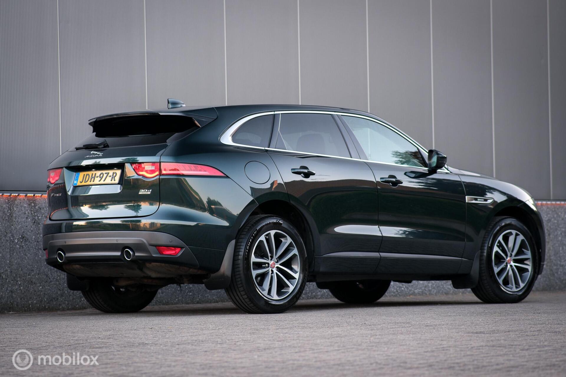 Foto van Jaguar Jaguar F-pace