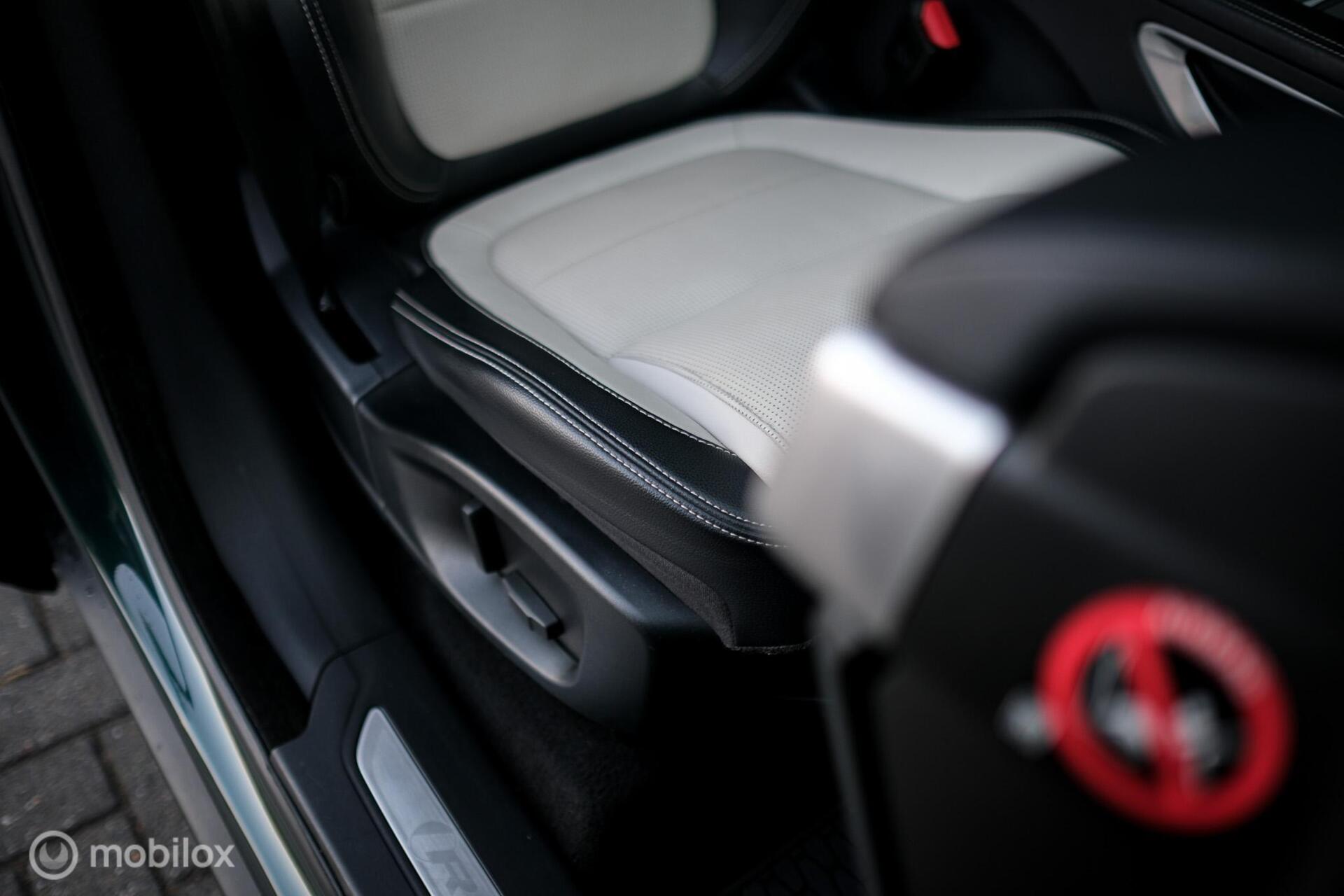 Foto van Jaguar Jaguar F-pace