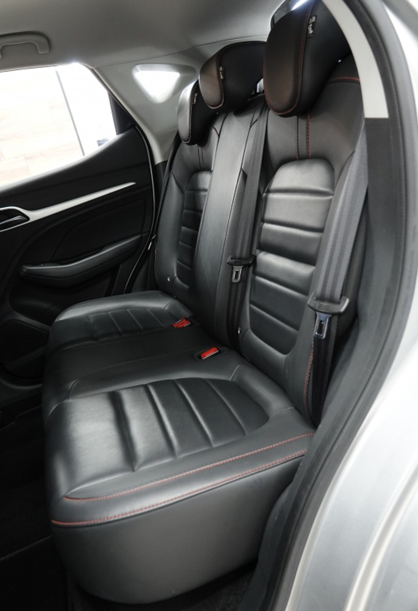 Foto van MG MG ZS