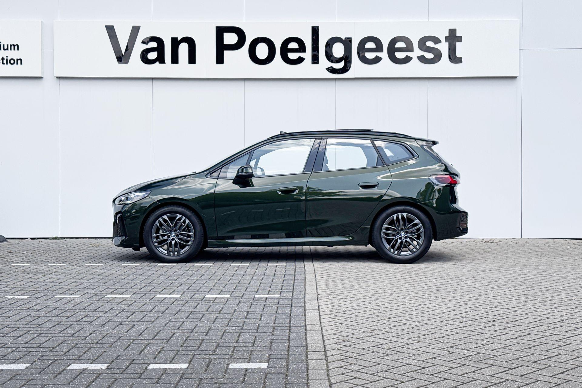 Foto van BMW 220i Active Tourer