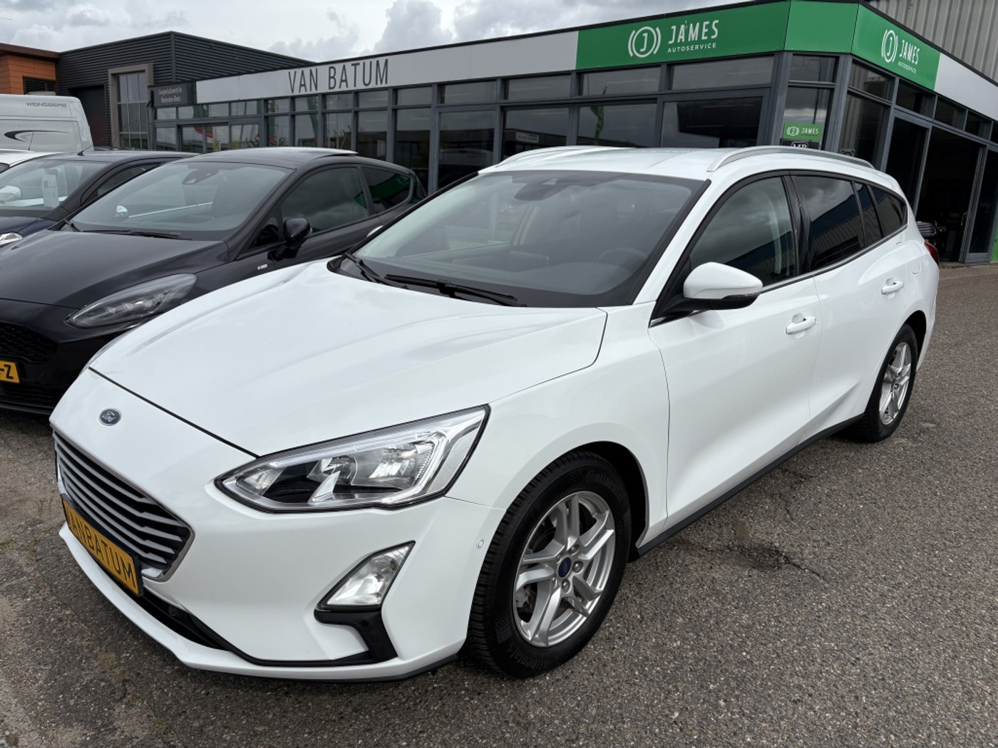 Ford Focus 1.0 EcoBoost Titanium Business 2019 - voorkant