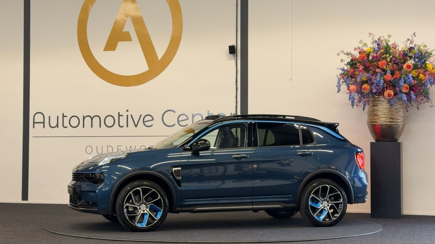 Foto van Lynk&co LYNK & Co 01