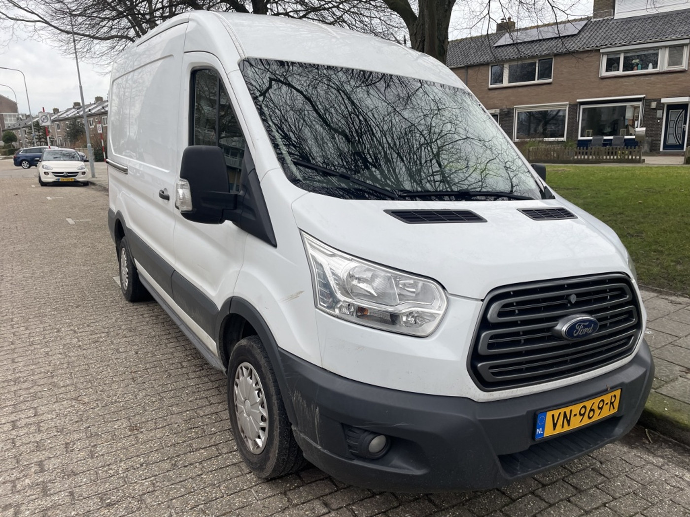 Ford Transit 310 2.2 TDCI L2H2 | 1 EIGENAAR | ONDERHOUDEN 2015 - voorkant