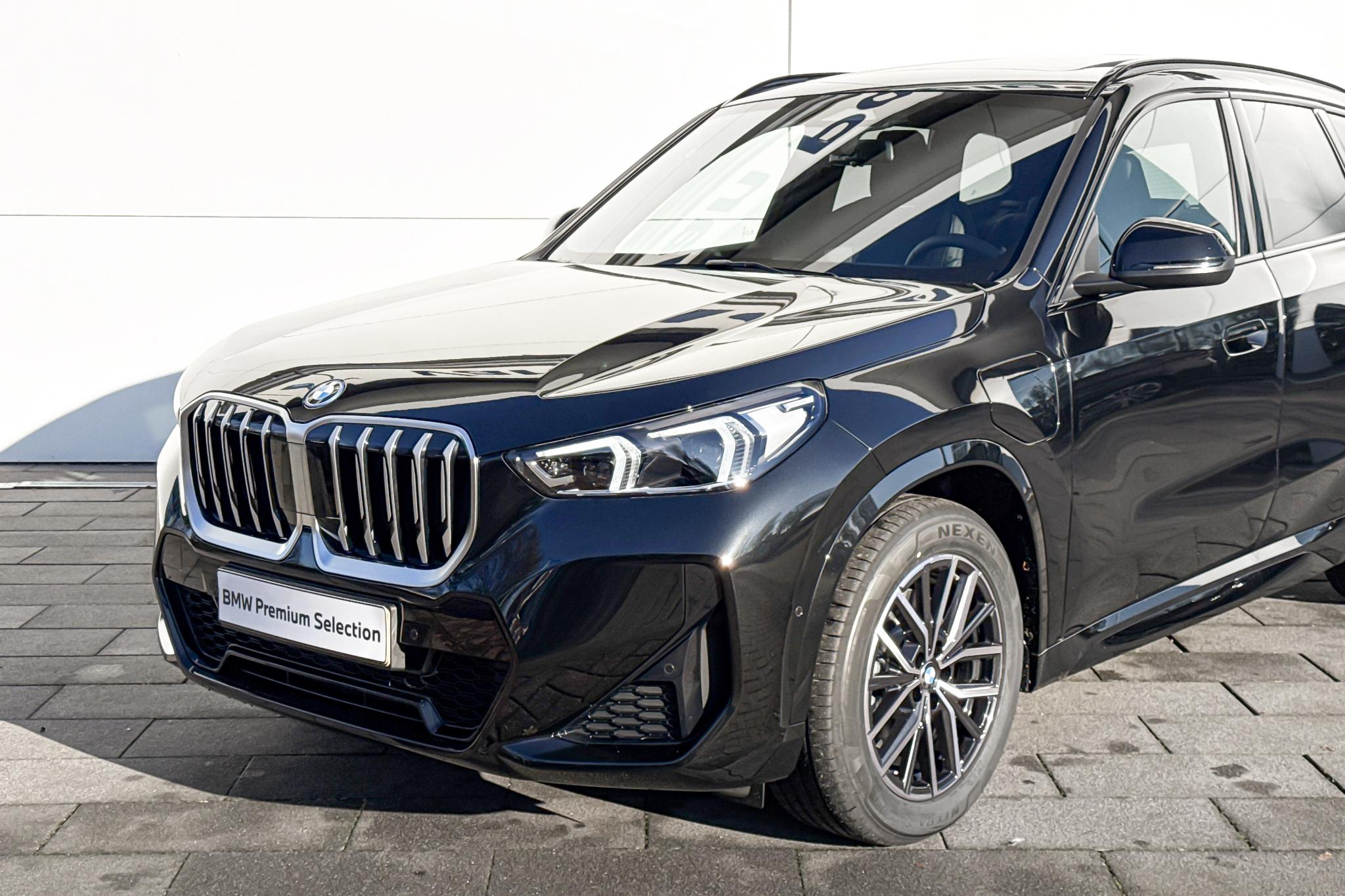Foto van BMW X1 Xdrive25e