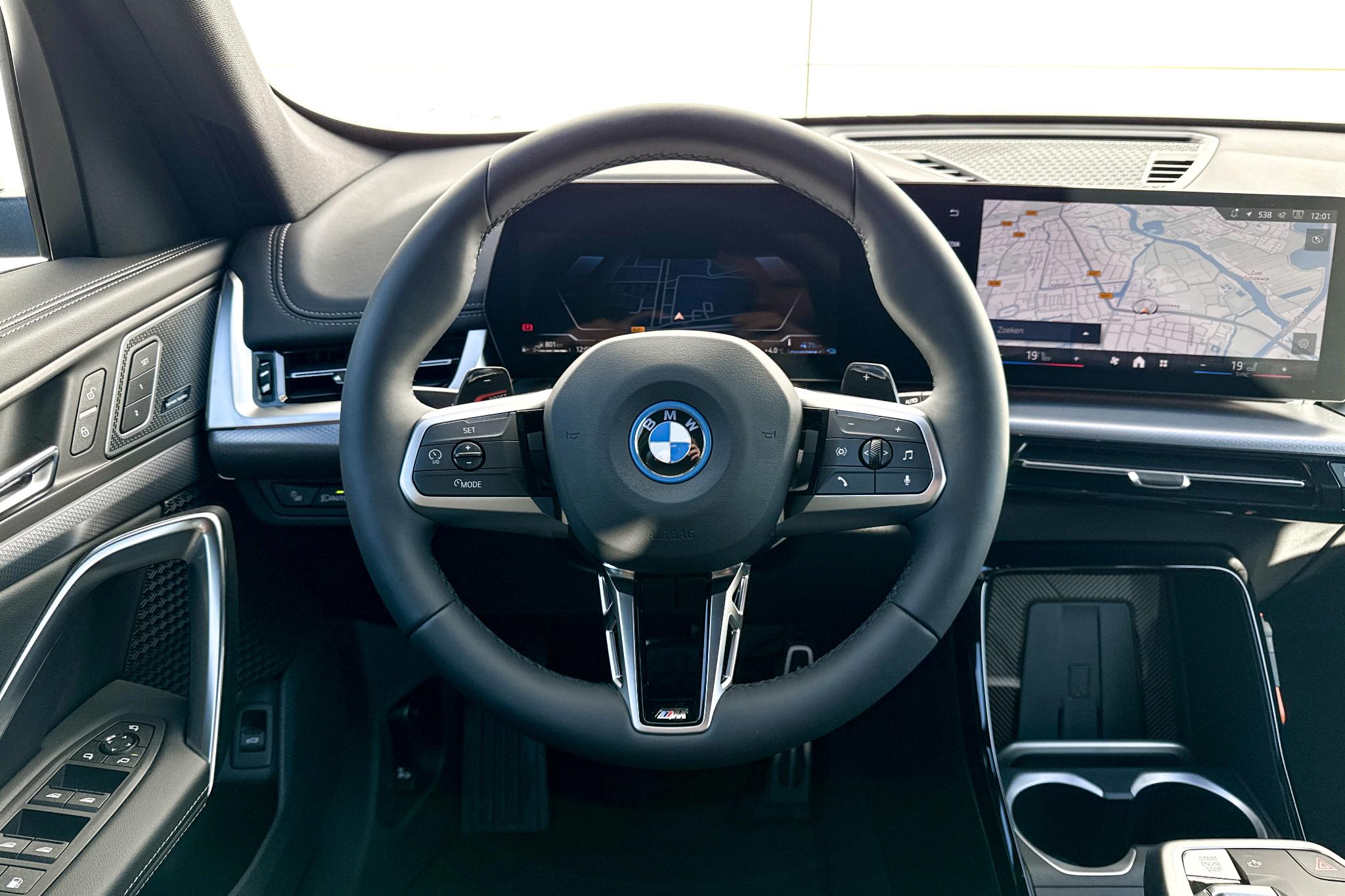 Foto van BMW X1 Xdrive25e