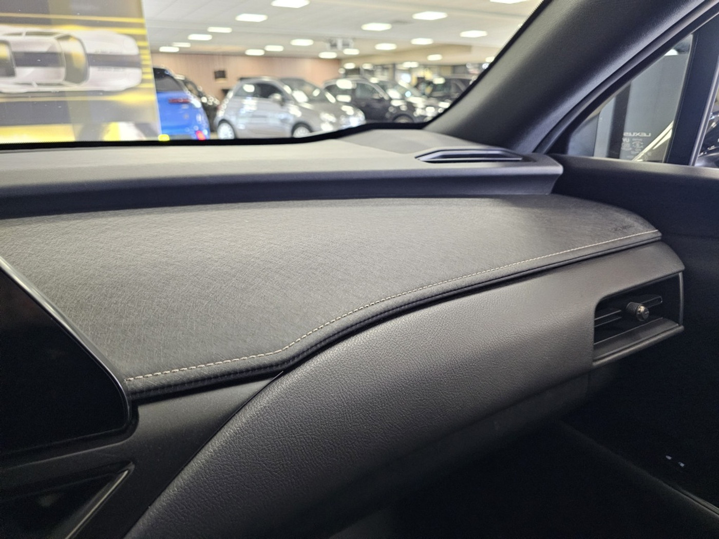 Foto van Lexus Lexus Ux250h